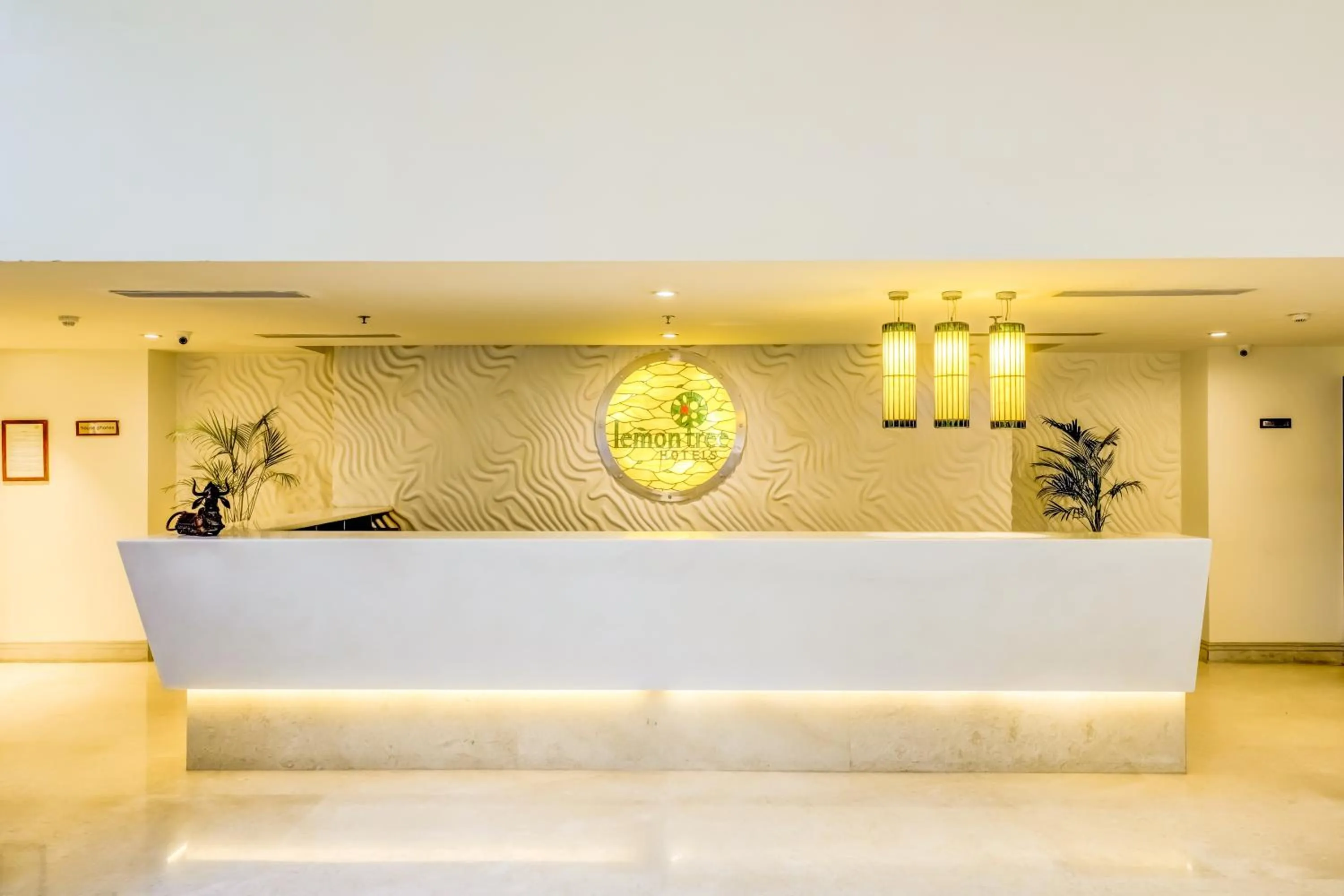 Lobby or reception in Lemon Tree Hotel Electronics City