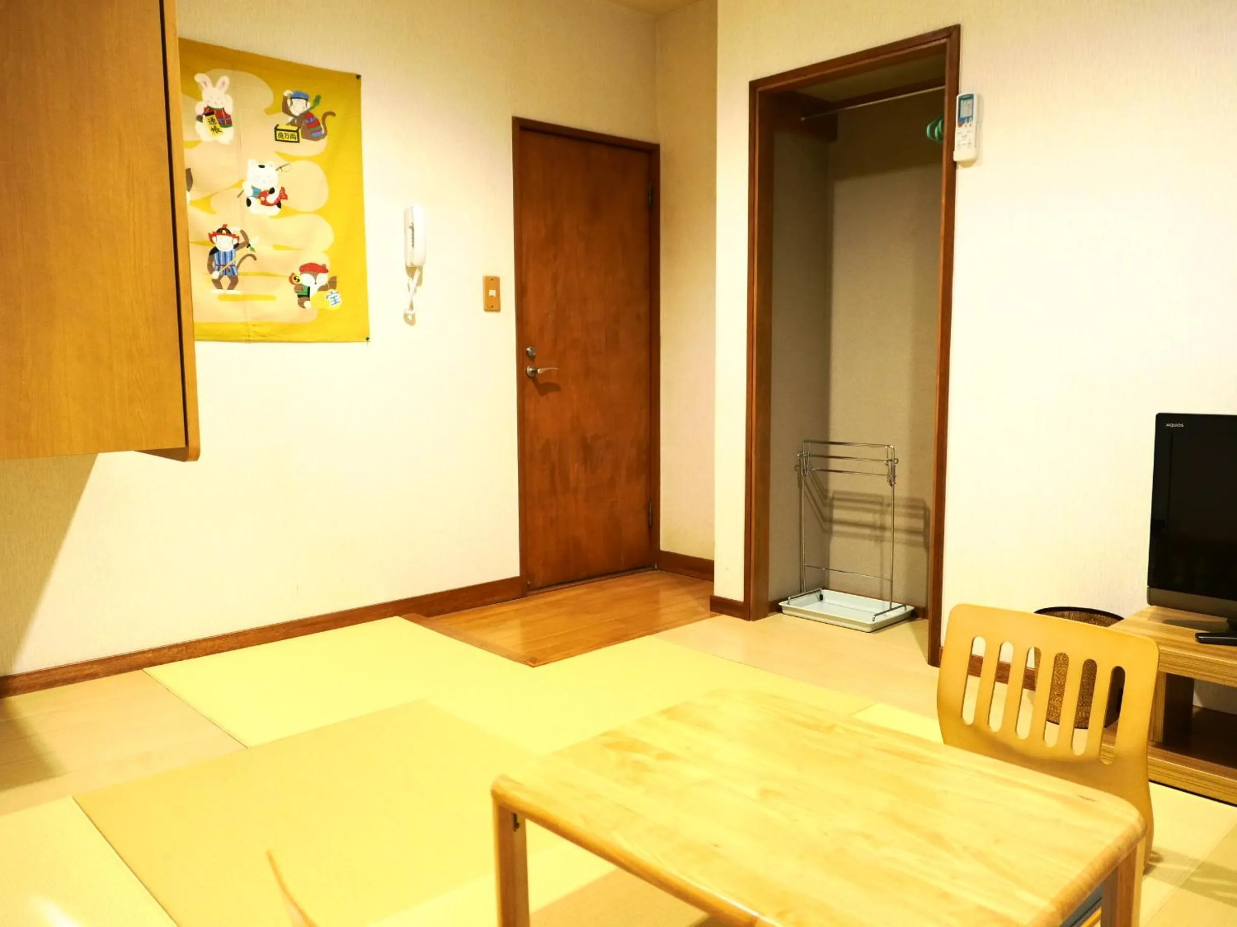 Photo of the whole room in Pension Avenue