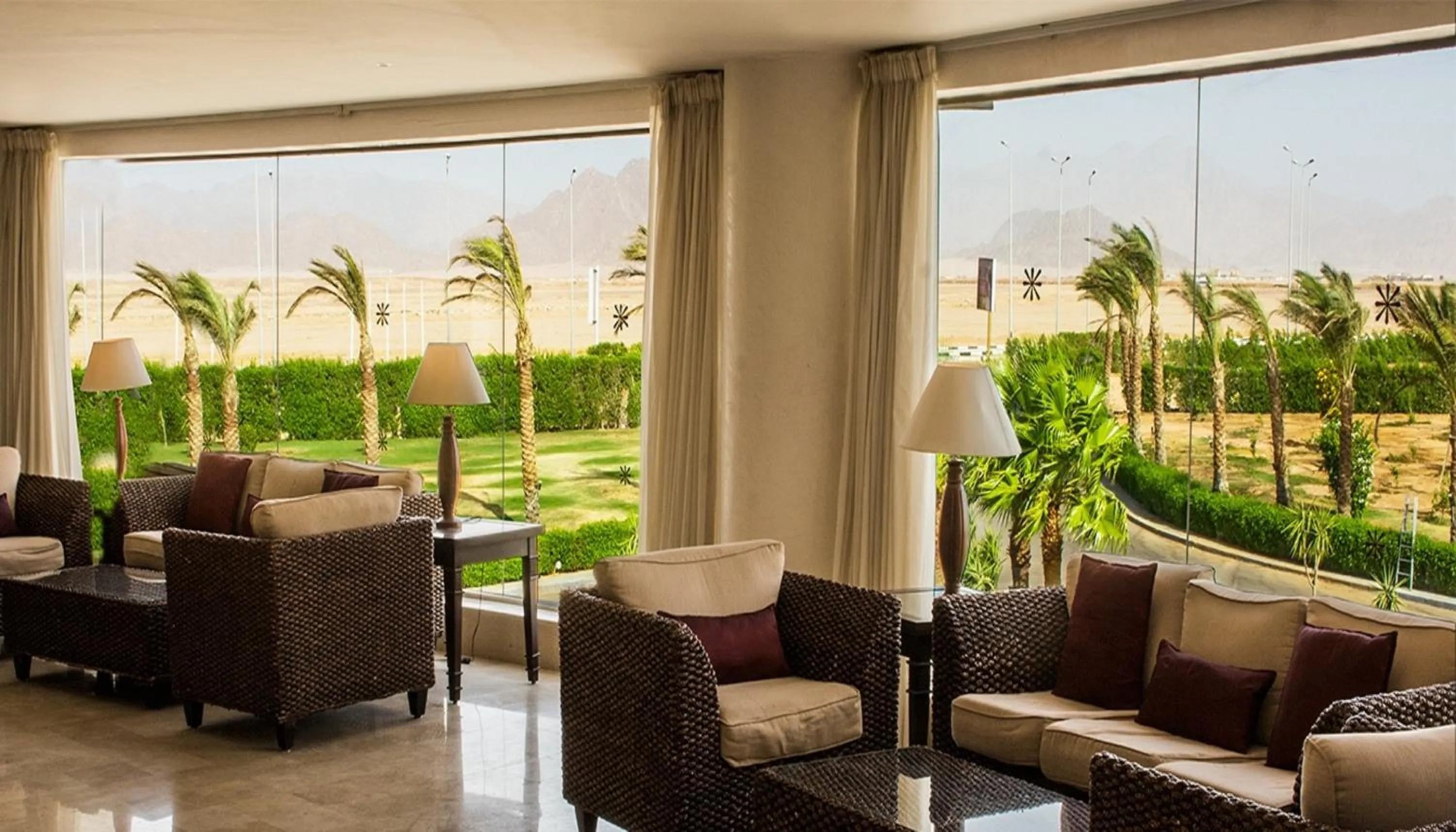 Lounge or bar in JAZ Neo Sharks Bay