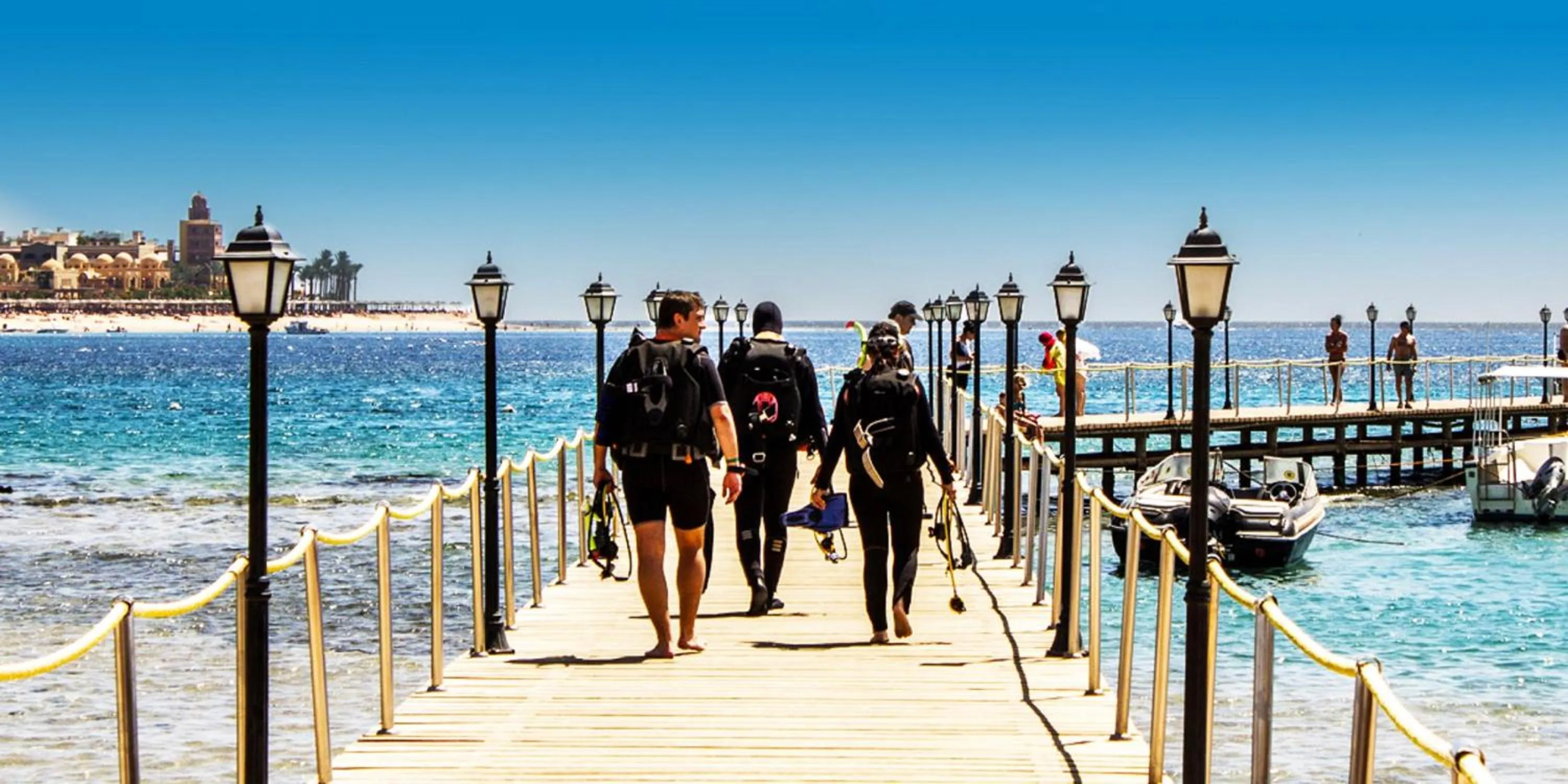 Diving in JAZ Makadina