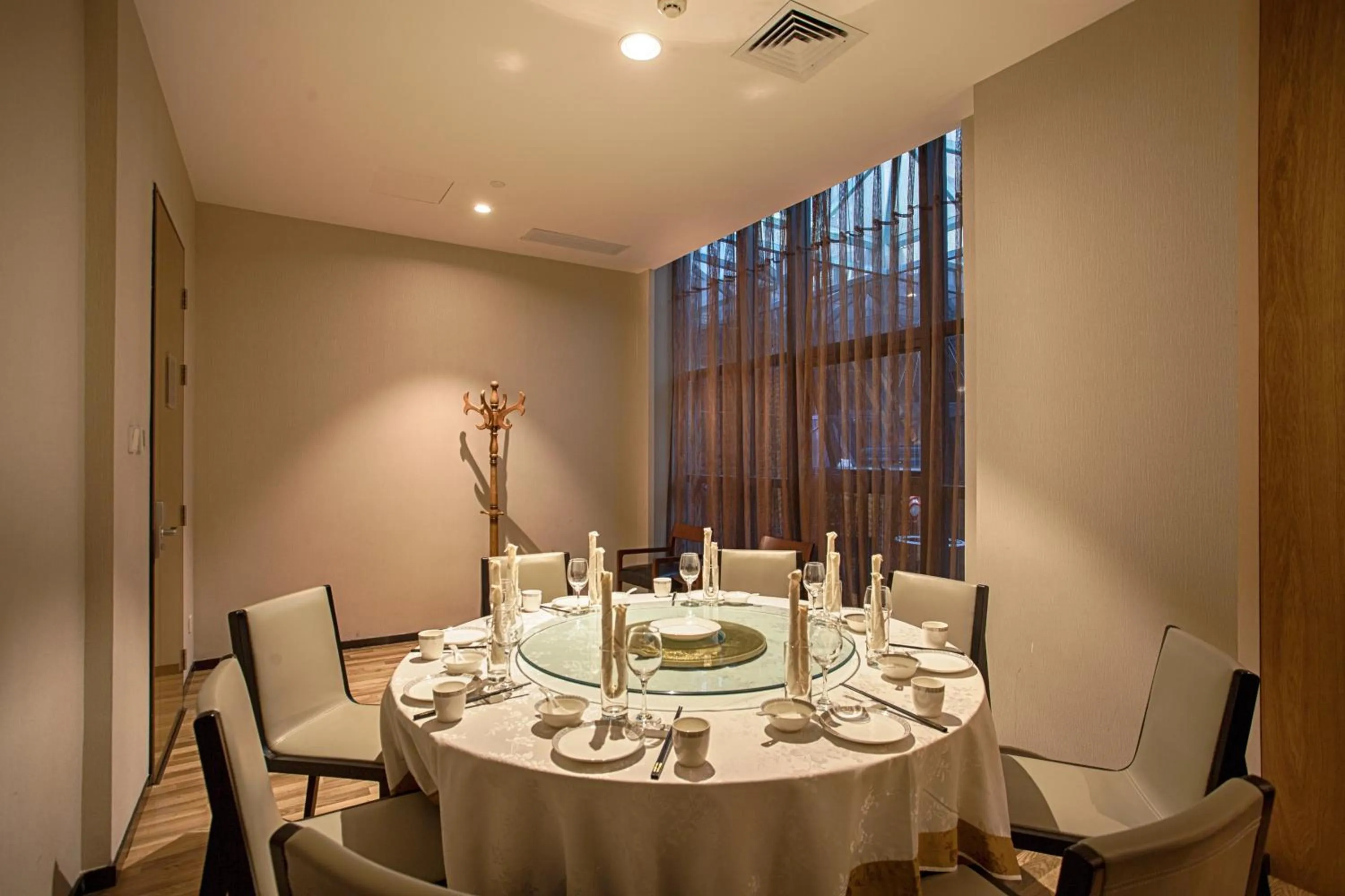 Lunch in Xi'an Peace Arch Hotel