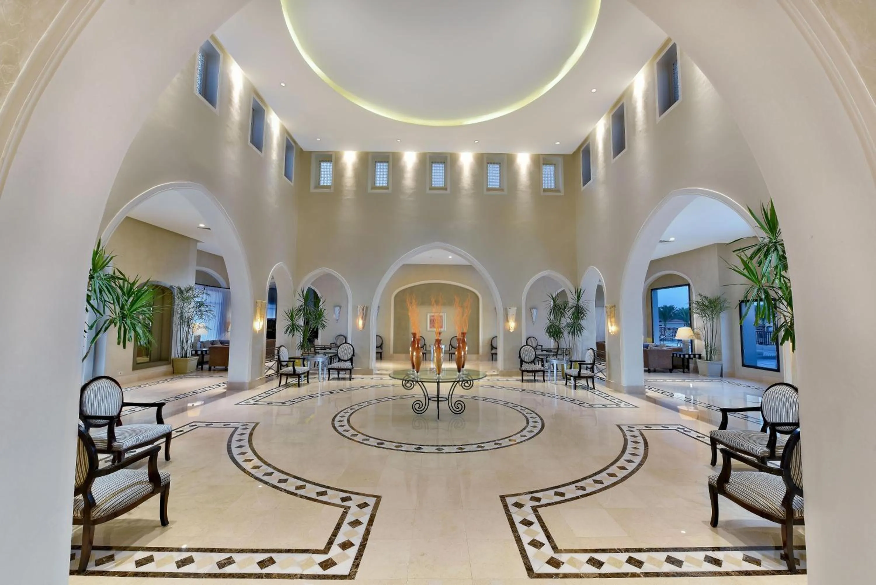 Lounge or bar in JAZ Mirabel Resort