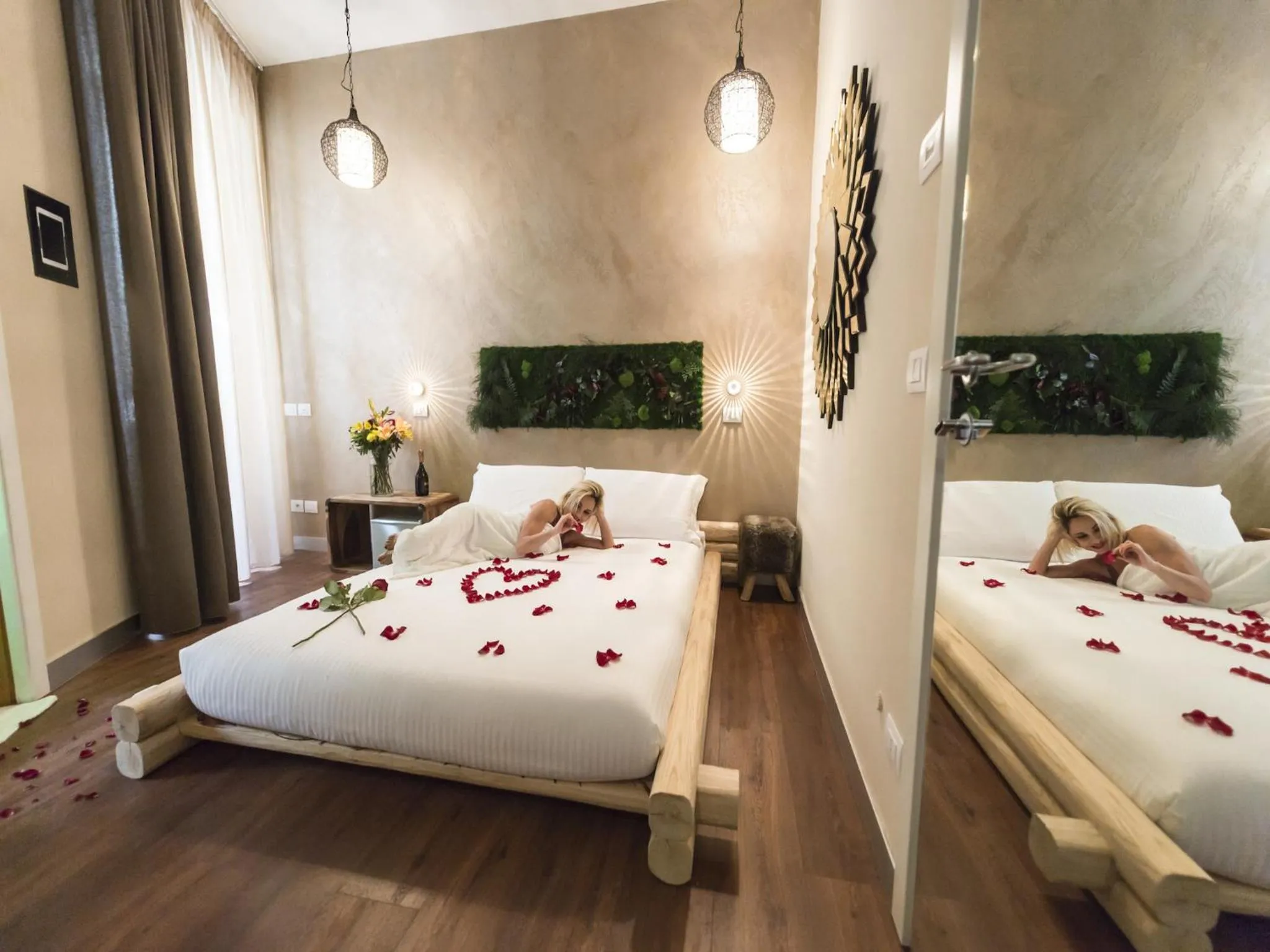 Photo of the whole room, Bed in iRooms Central Station