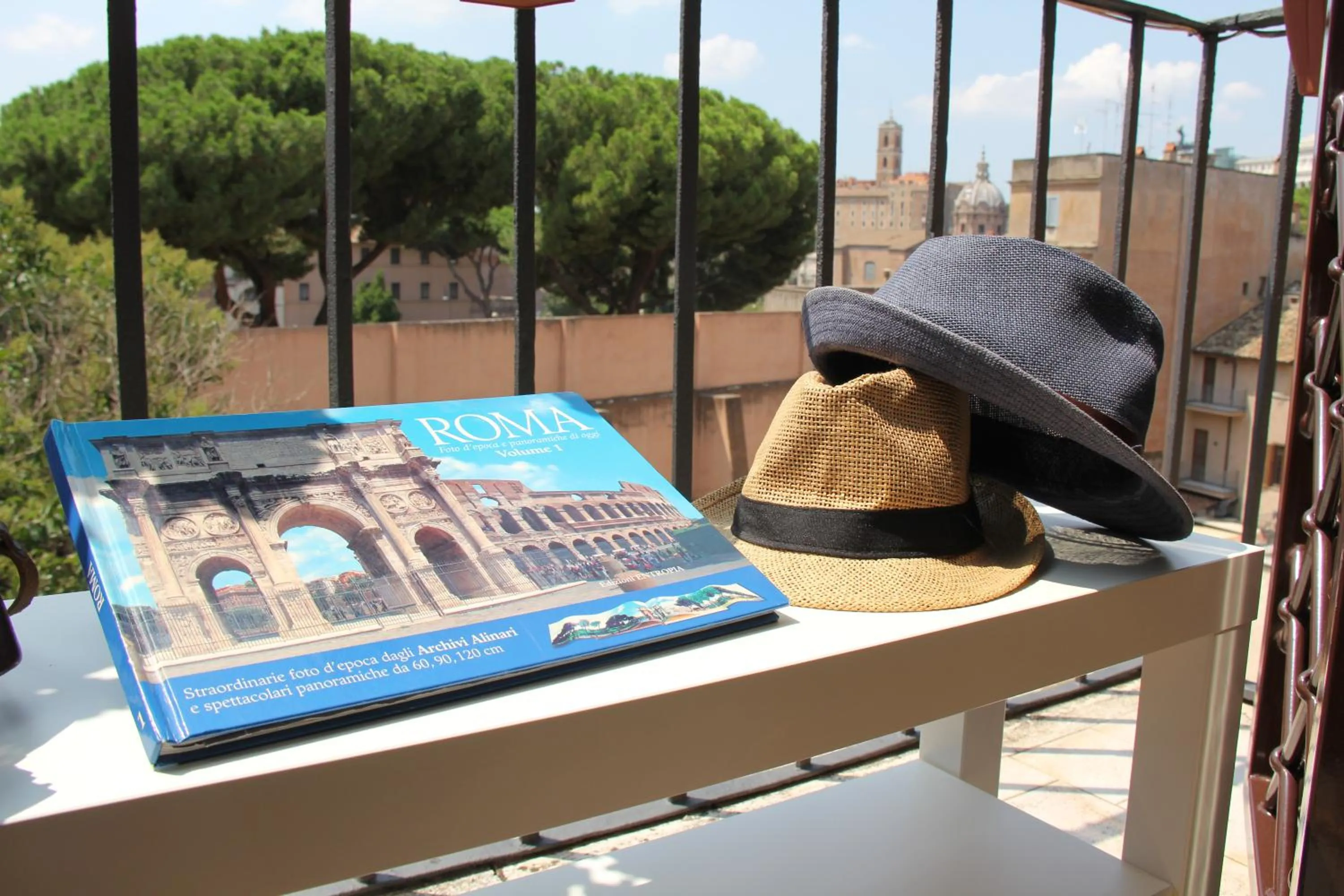 City view in iRooms Central Station