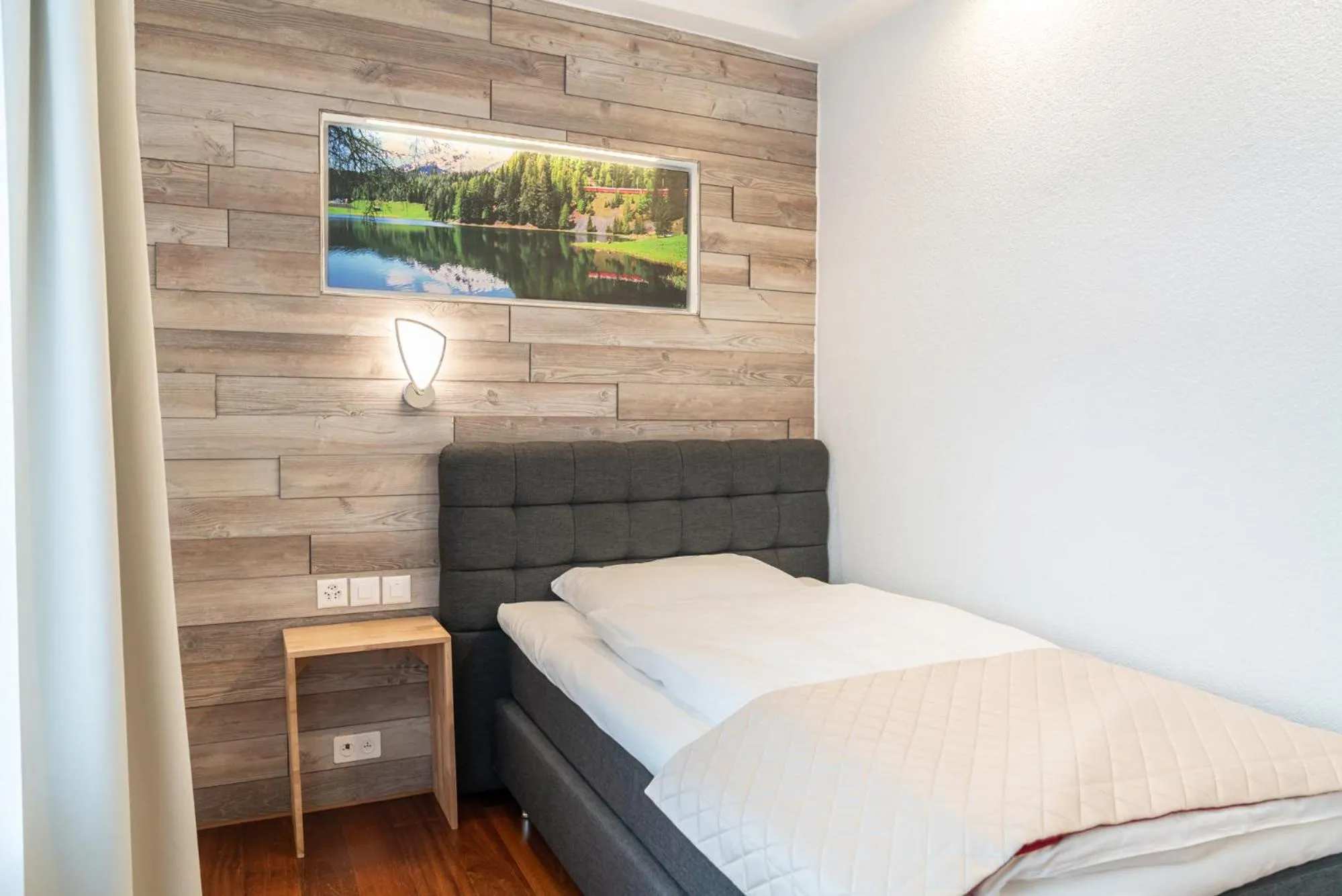 Photo of the whole room, Bed in Hotel Europe