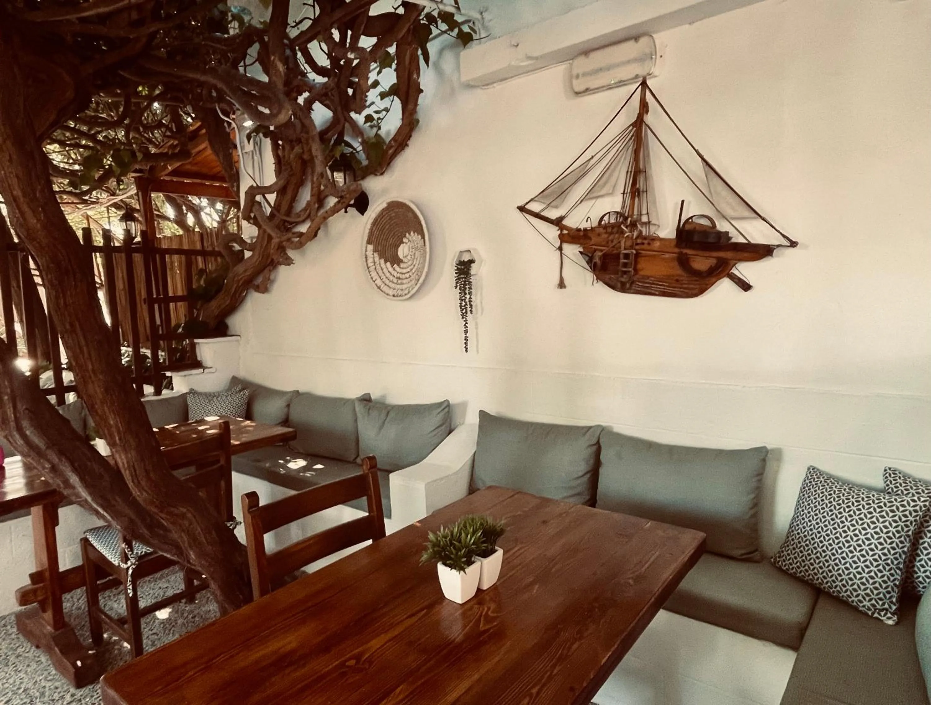 Semiramis Guesthouse