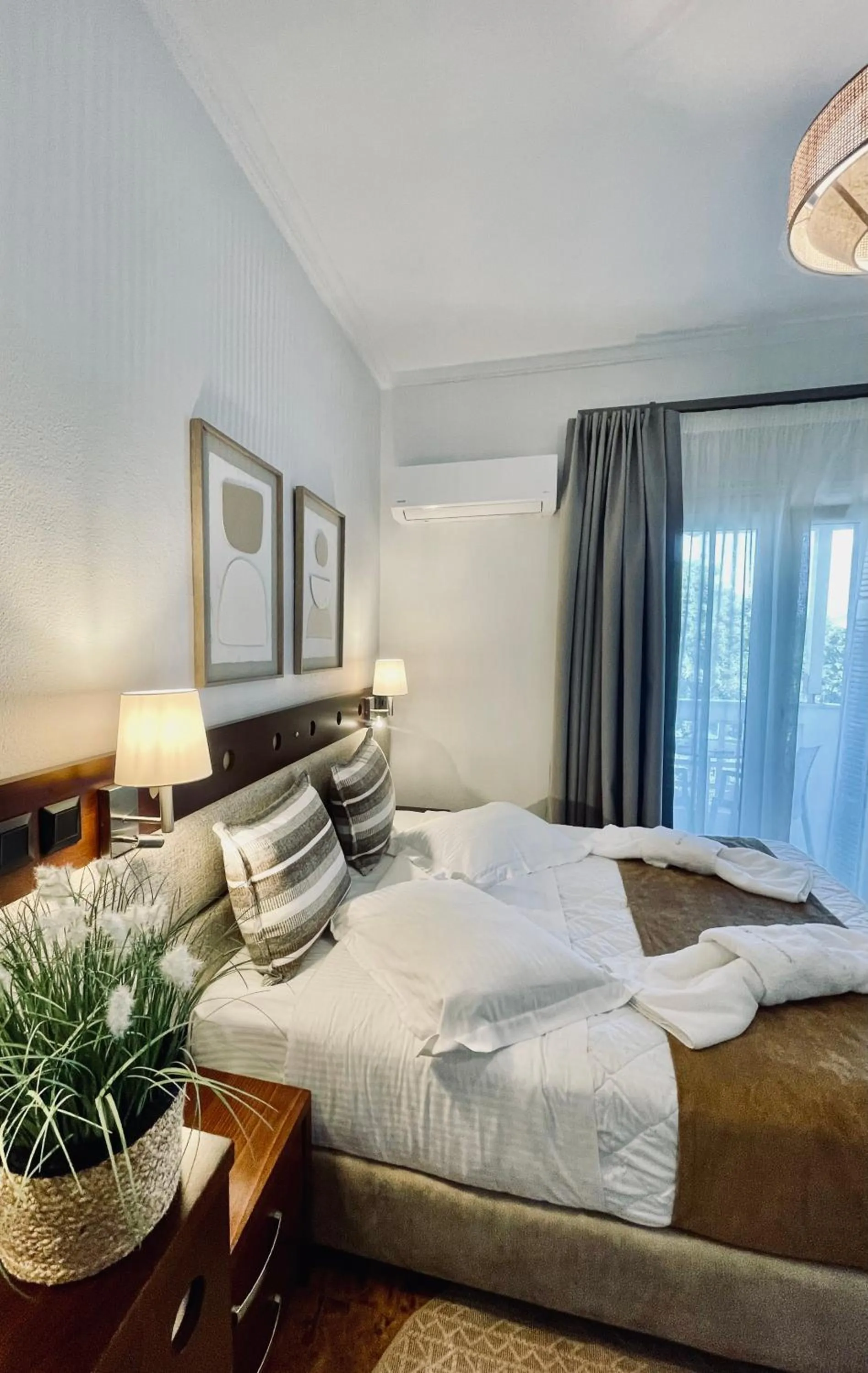 Bed in Semiramis Guesthouse