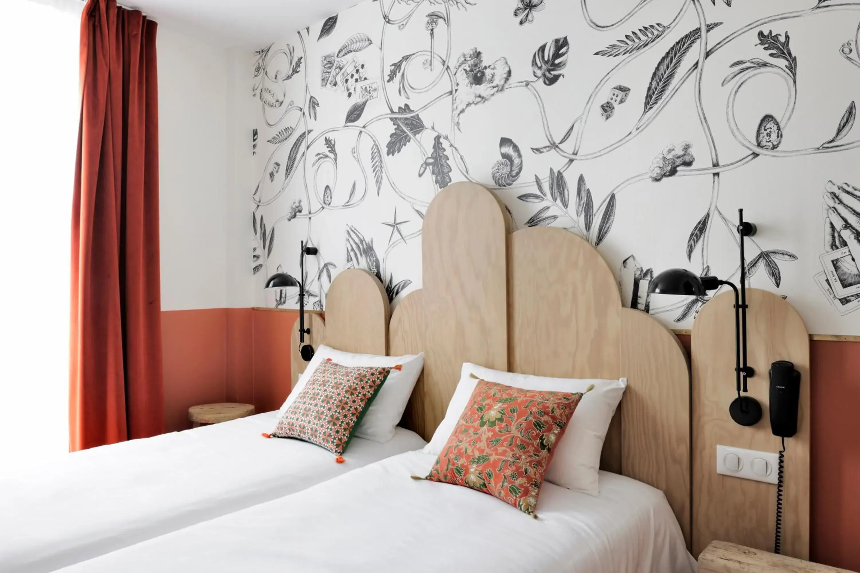 Deluxe Twin Room in Caulaincourt Montmartre by Hiphophostels Deluxe Twin Room in Caulaincourt Montmartre by Hiphophostels