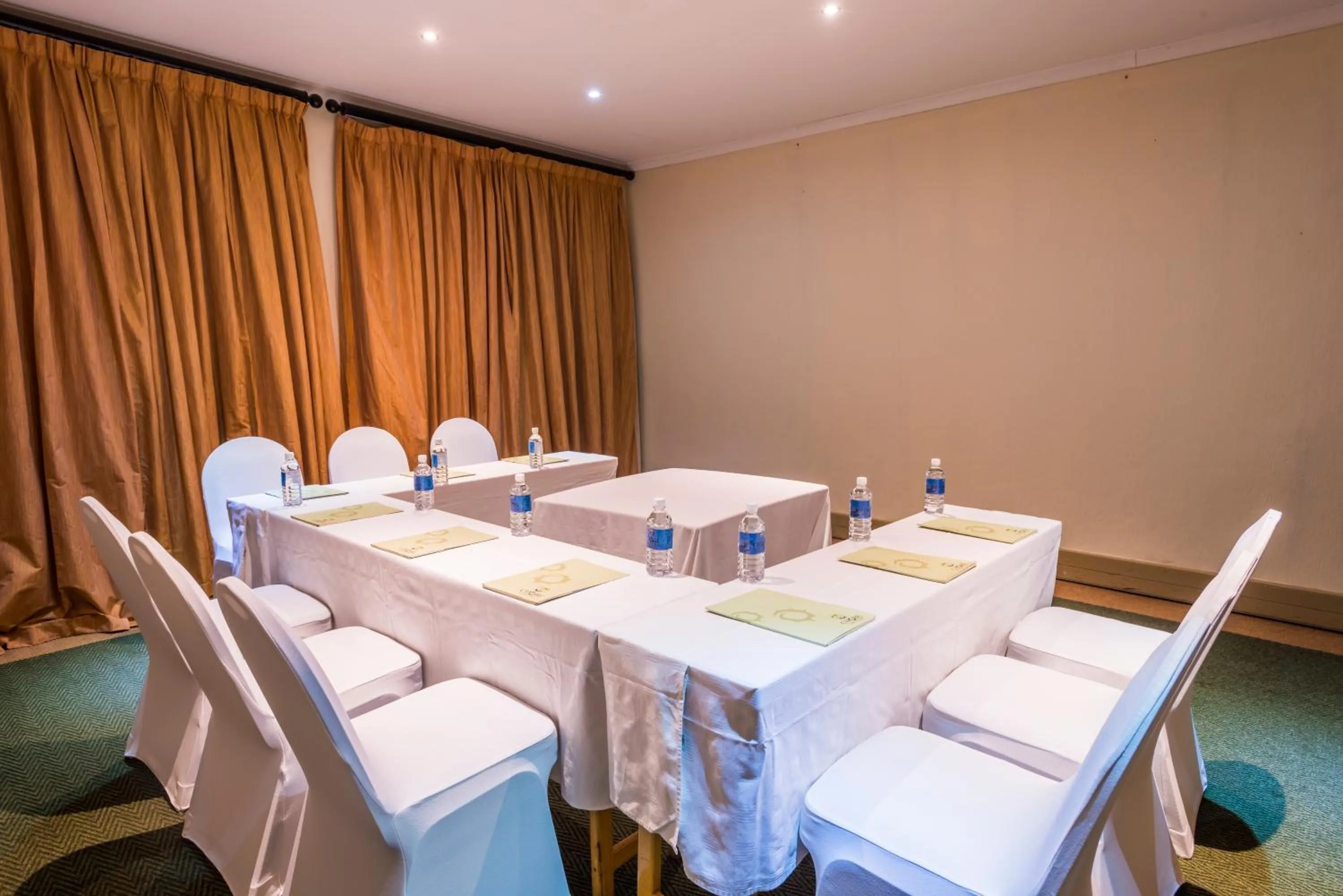 Banquet/Function facilities in Chobe Marina Lodge