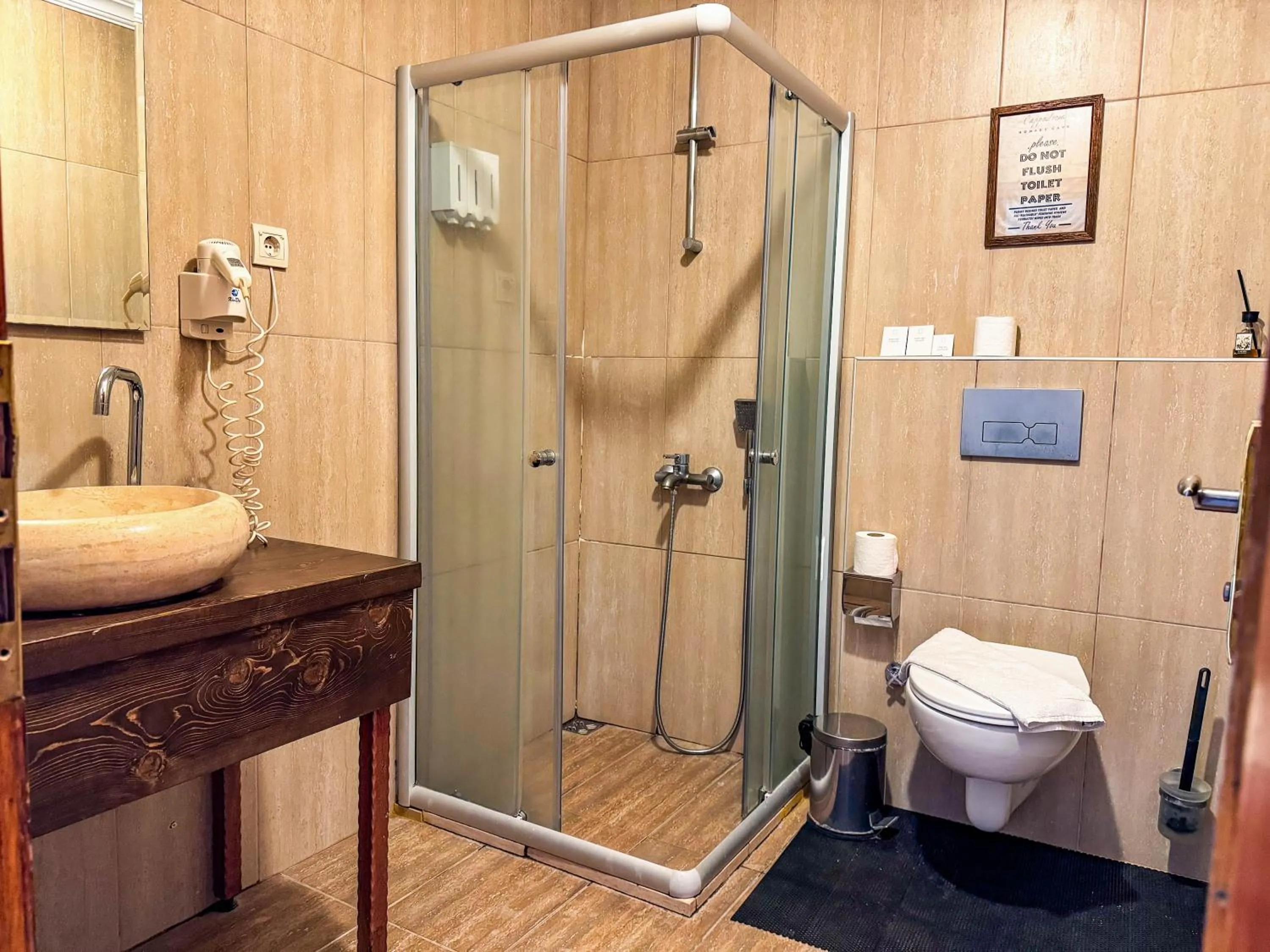 Nomads Cave Hotel & Rooftop