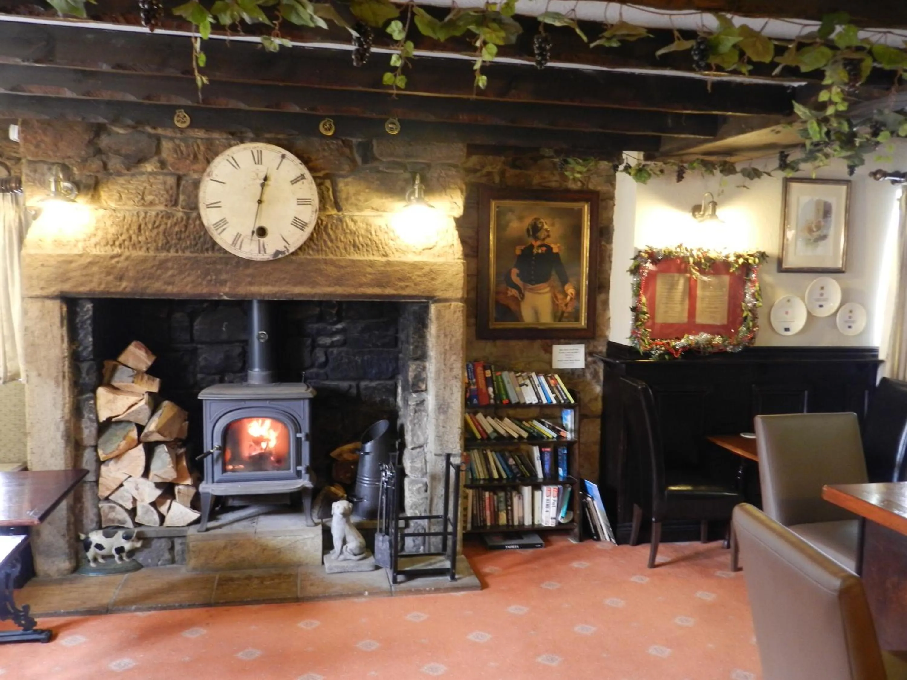 Decorative detail in White Swan Inn
