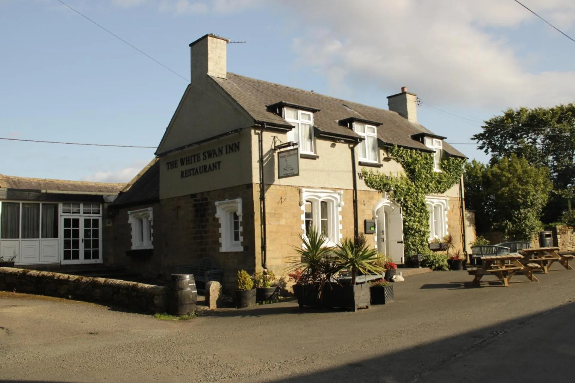 Property building in White Swan Inn