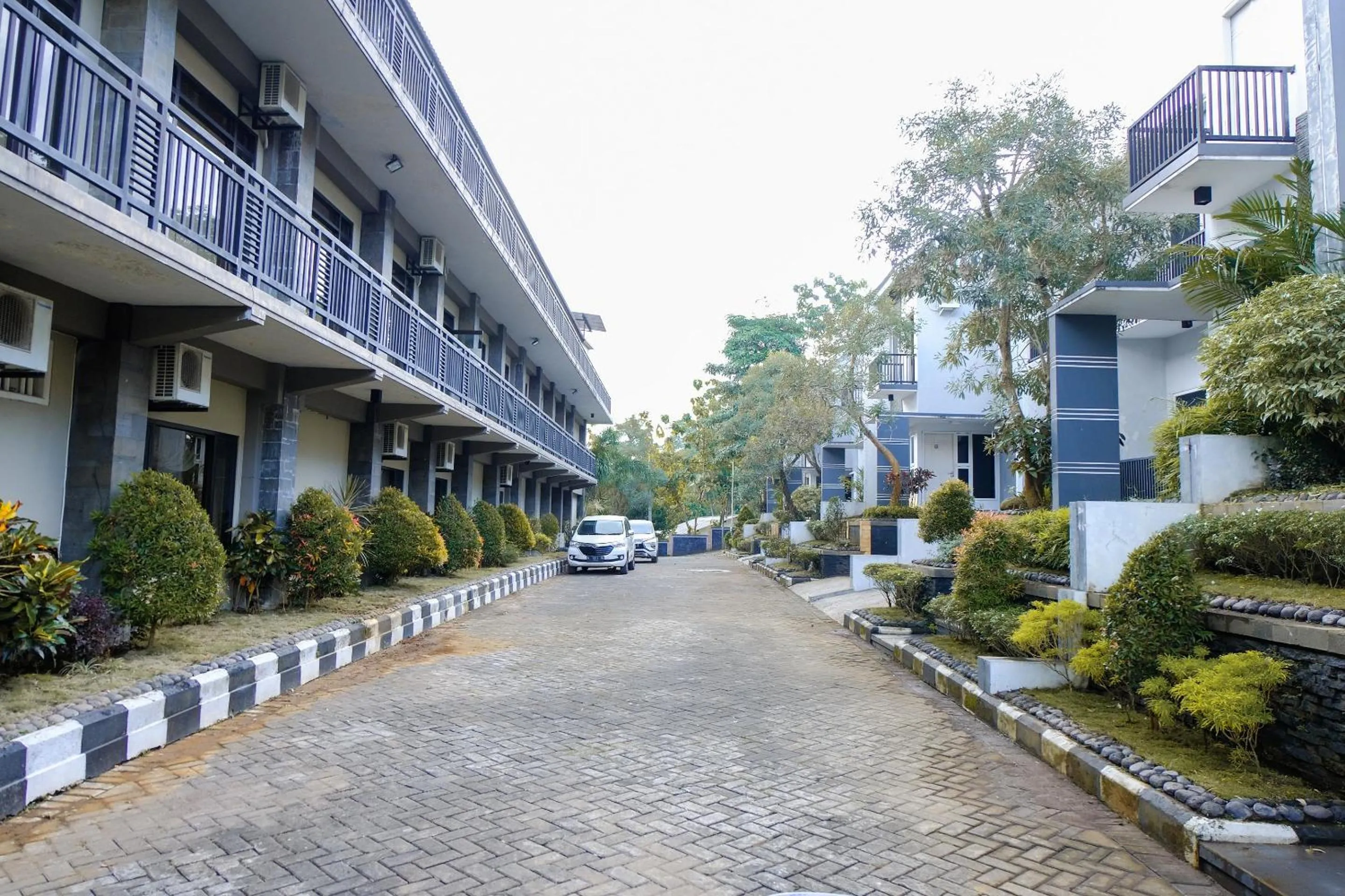 Facade/entrance in Capital O 887 Green Hill Hotel And Convention Center