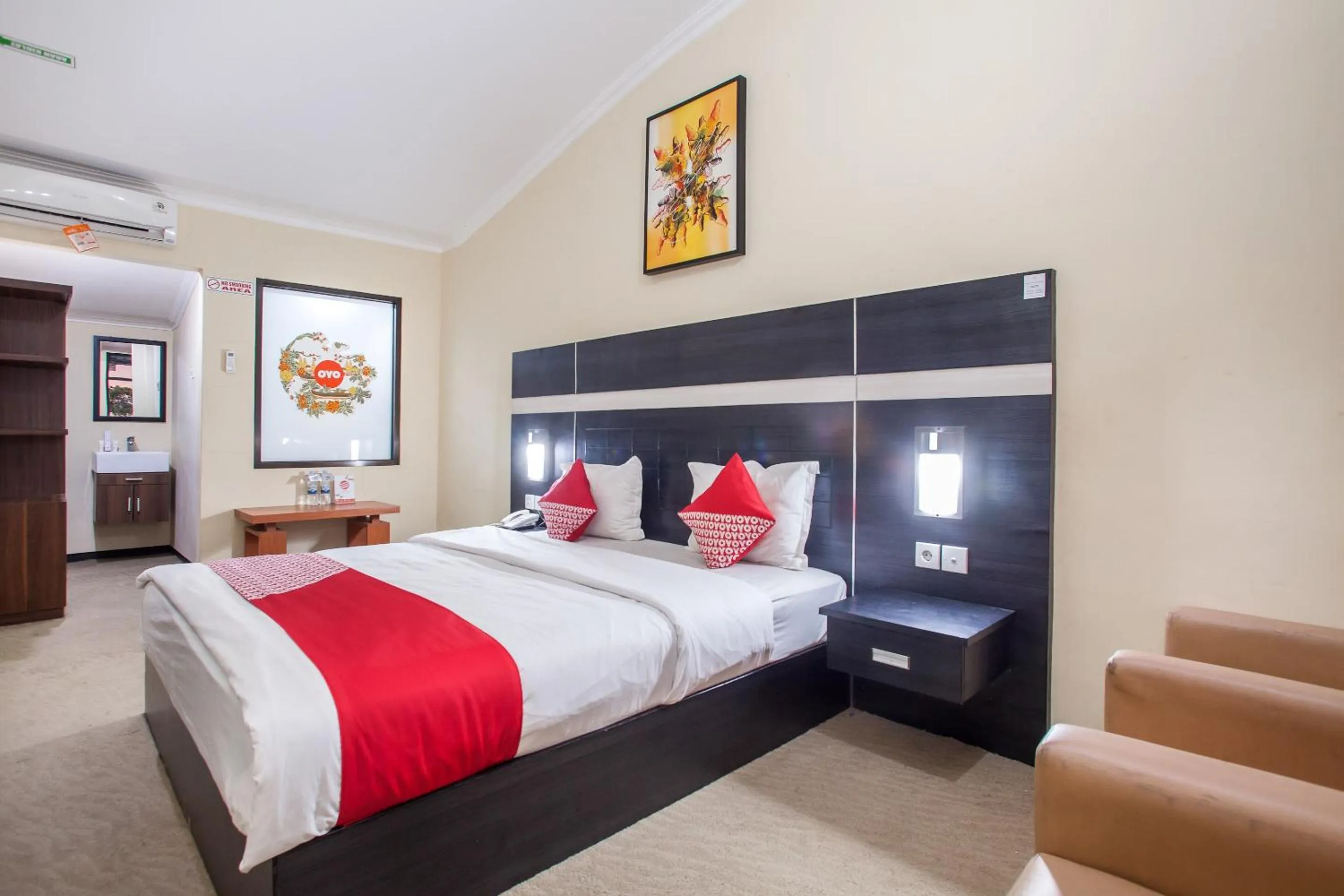 Bedroom in Capital O 887 Green Hill Hotel And Convention Center