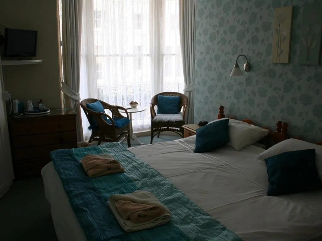 Bedroom in Cromwell House