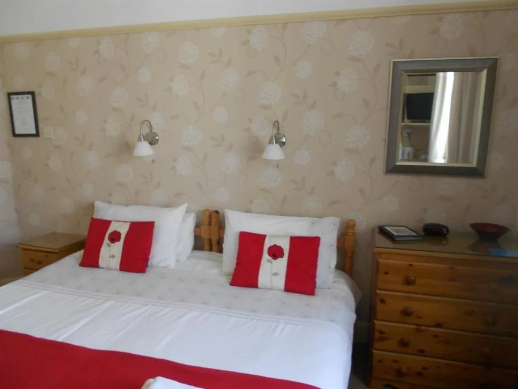 Bedroom in Cromwell House