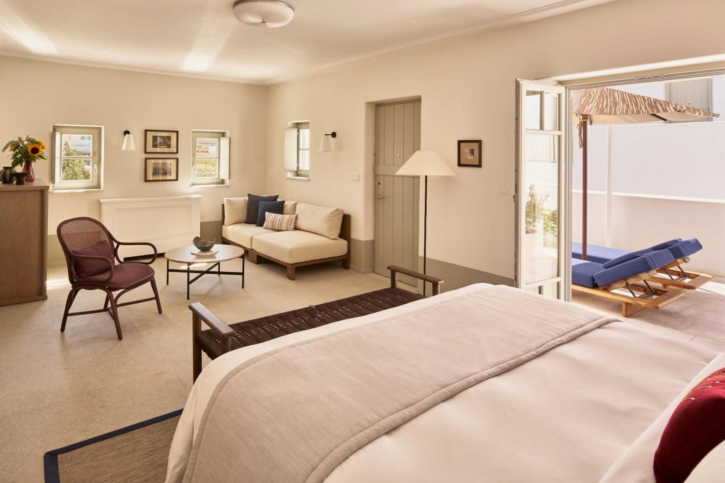 Bedroom, Bed in Cosme, a Luxury Collection Resort, Paros