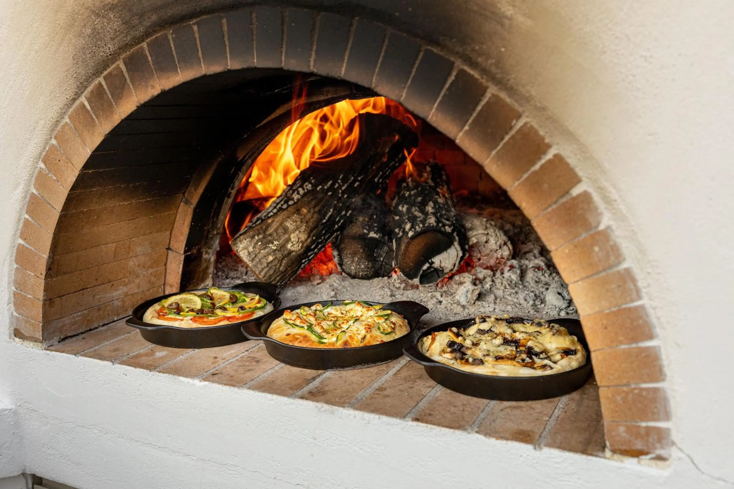 Restaurant/places to eat in Cosme, a Luxury Collection Resort, Paros