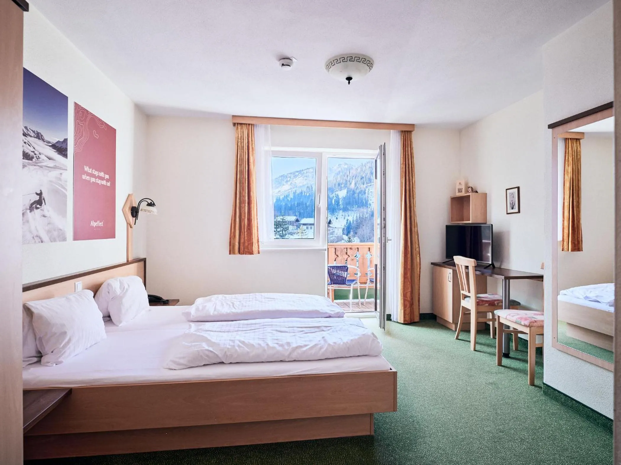 Balcony/Terrace, Bed in Hotel Kirchboden by Alpeffect Hotels
