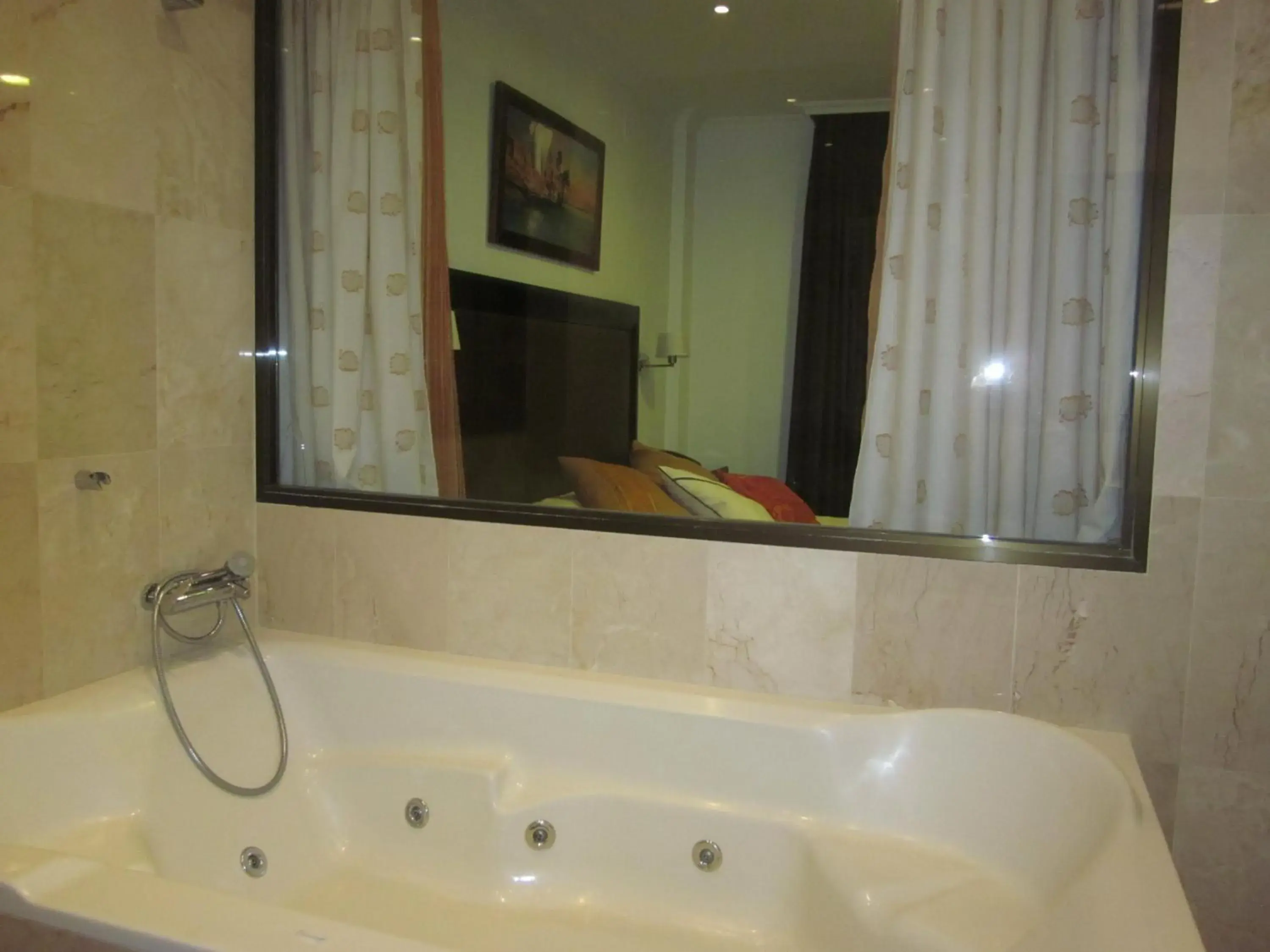 Junior Suite in Hotel Mulhacen Junior Suite in Hotel Mulhacen