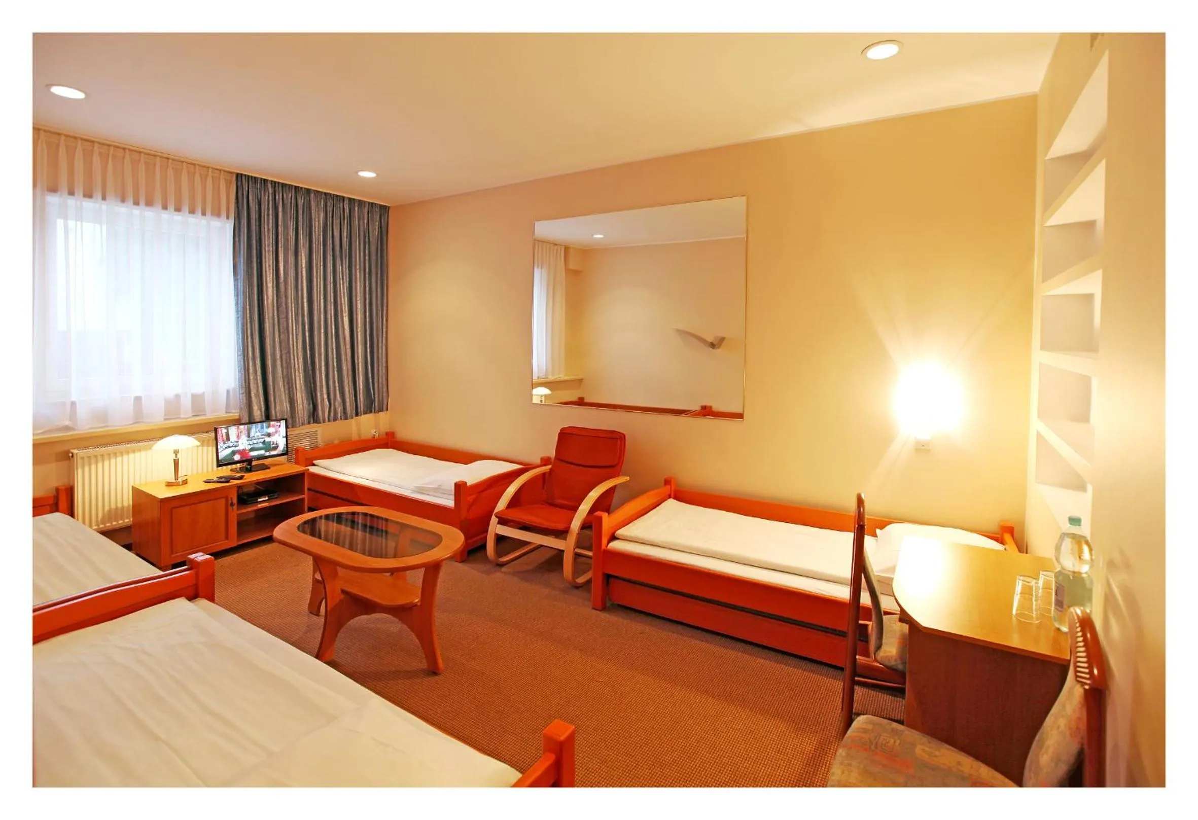 Lobby or reception, Bed in Panorama BH