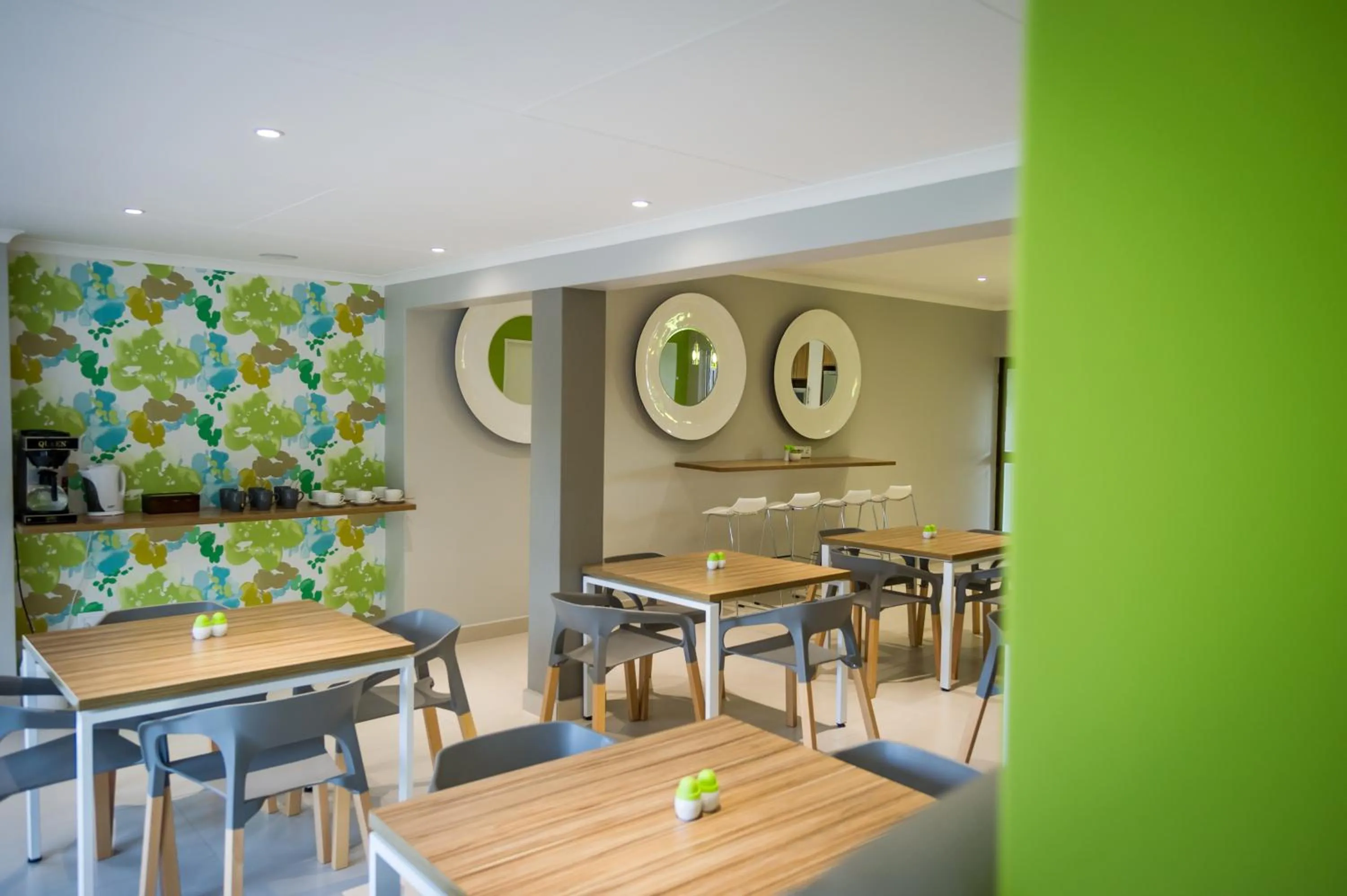 Breakfast in Palm Lodge Guest House