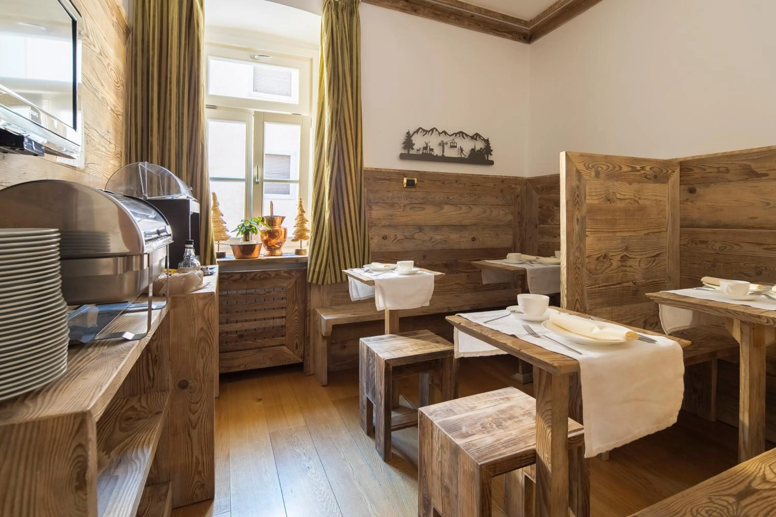 Breakfast in Hotel Montana