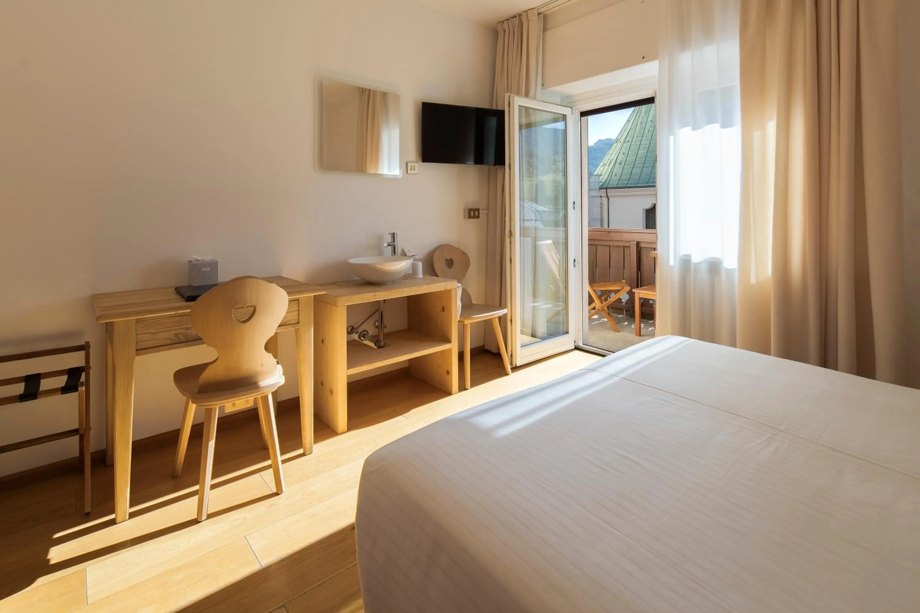 Bedroom, Bed in Hotel Montana