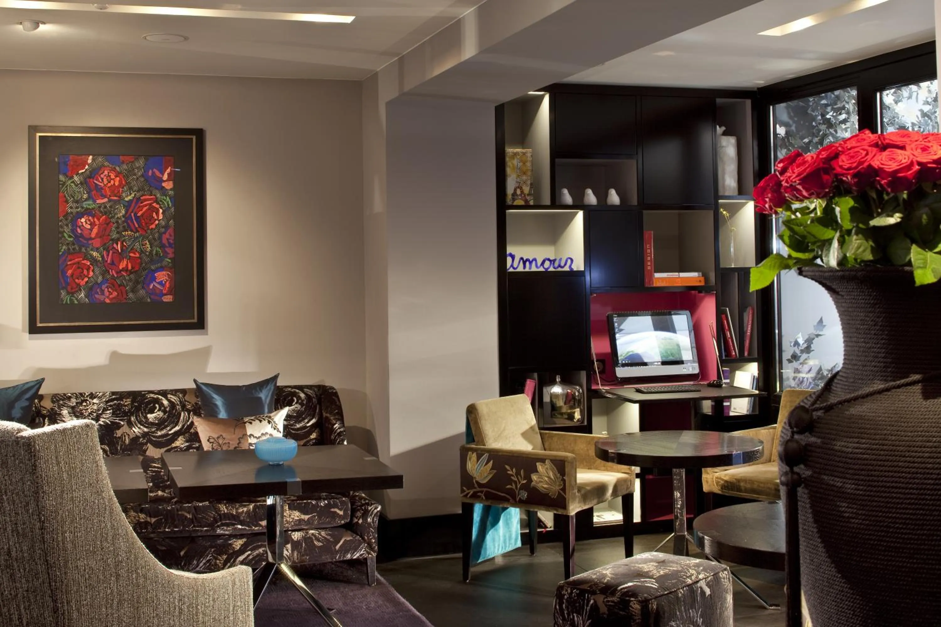 Lounge or bar in Les Jardins De La Villa