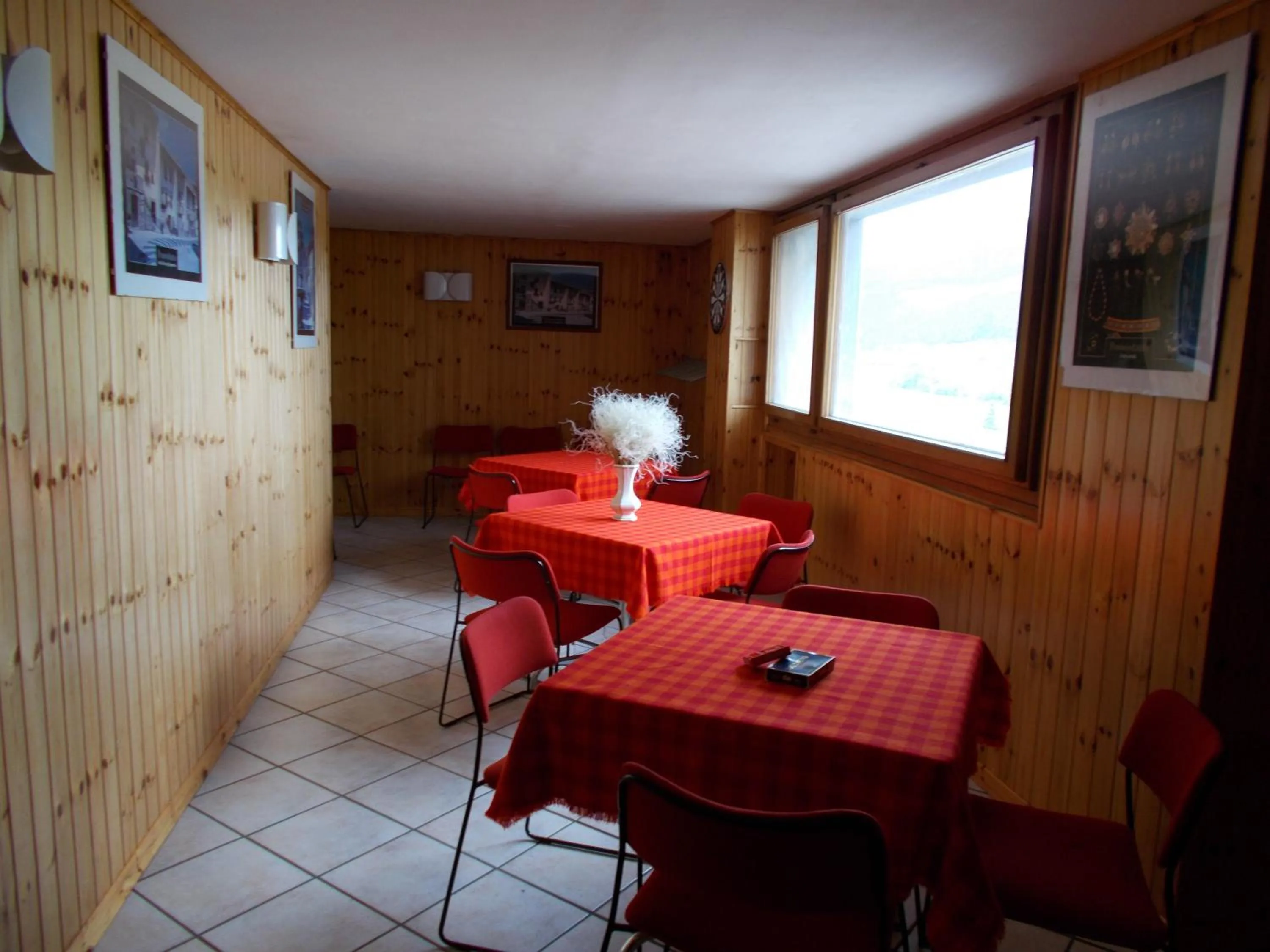 Children play ground in Hotel Holidays