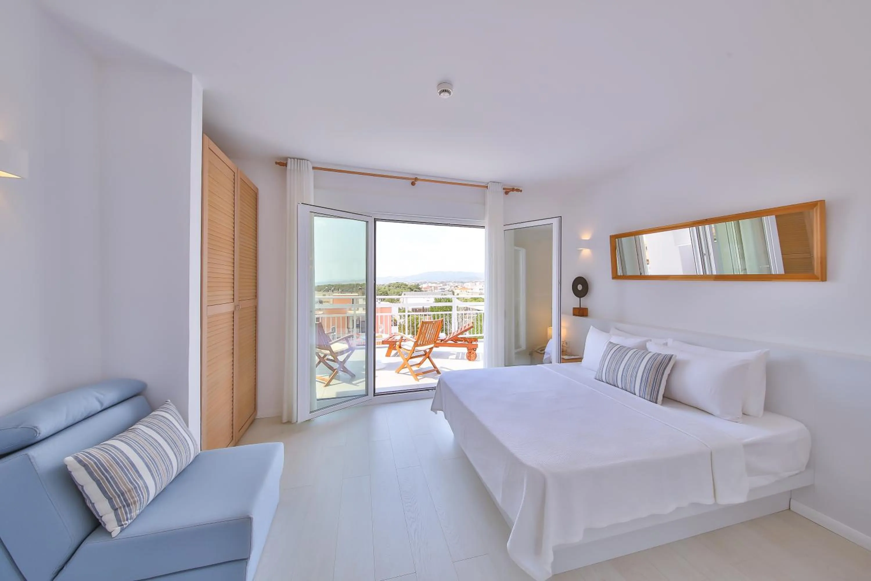 Photo of the whole room, Bed in Dias Hotel