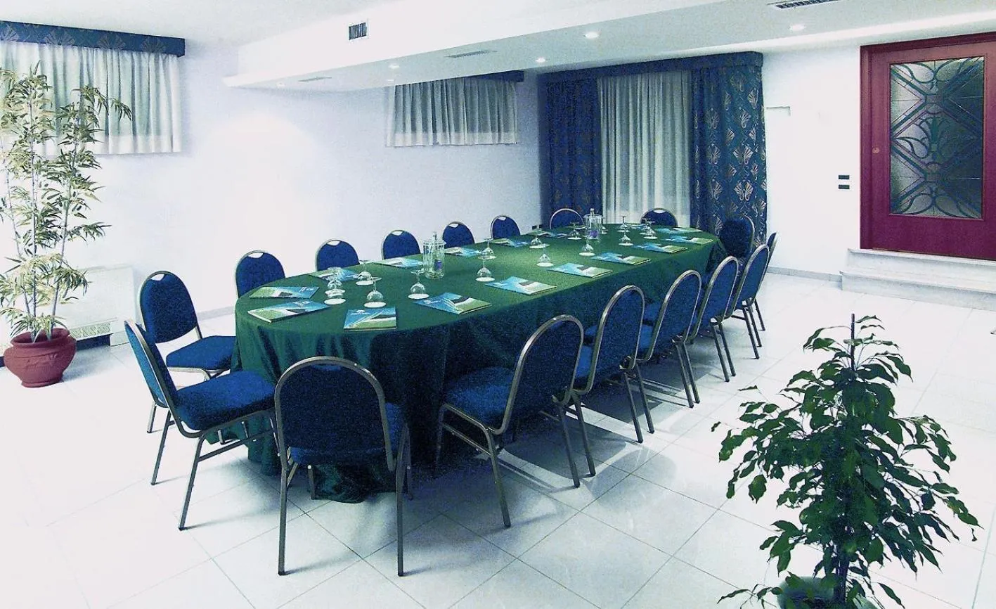 Business facilities in Hotel Levante