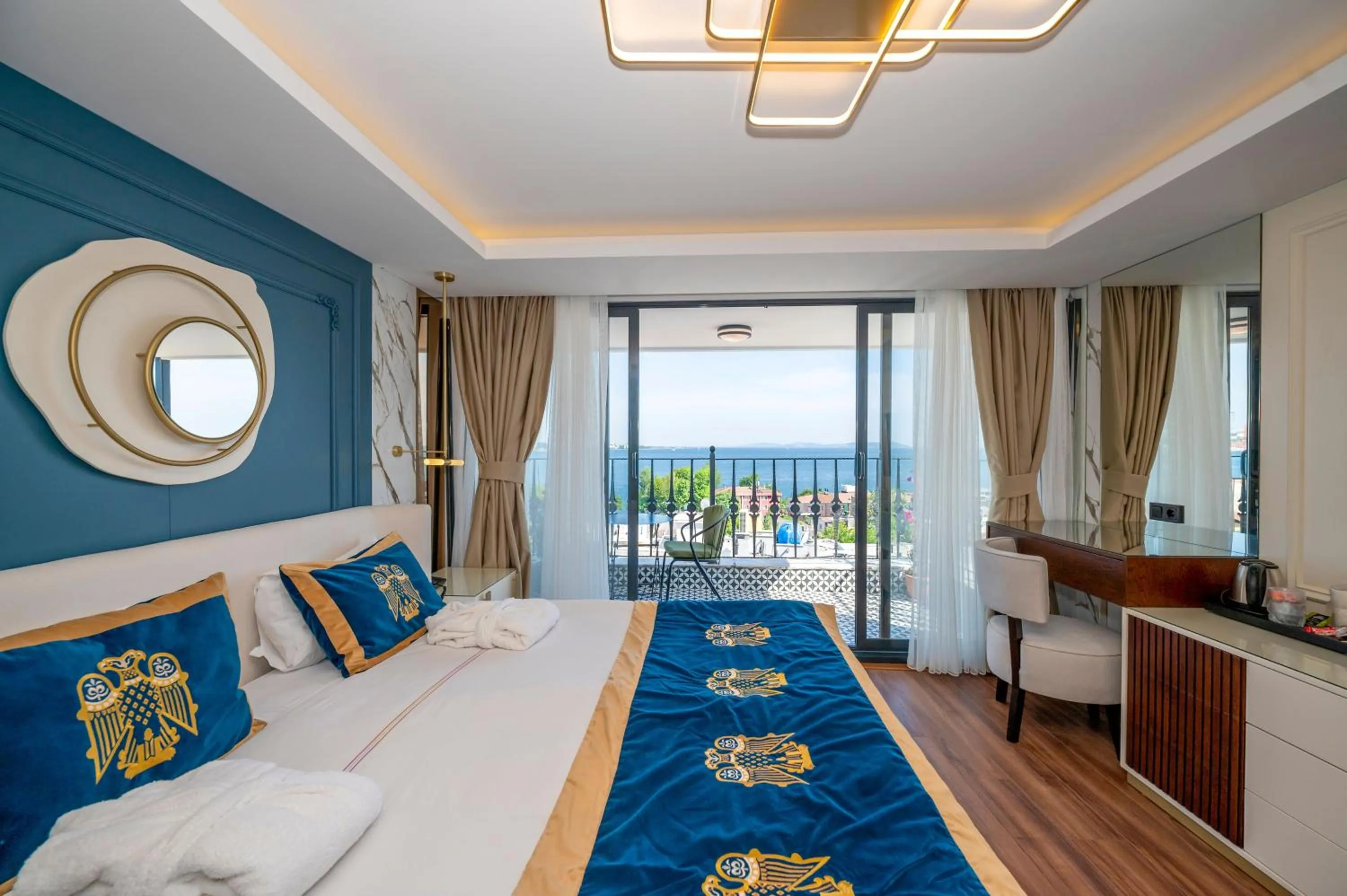 View (from property/room), Bed in The Byzantium Suites Hotel & Spa