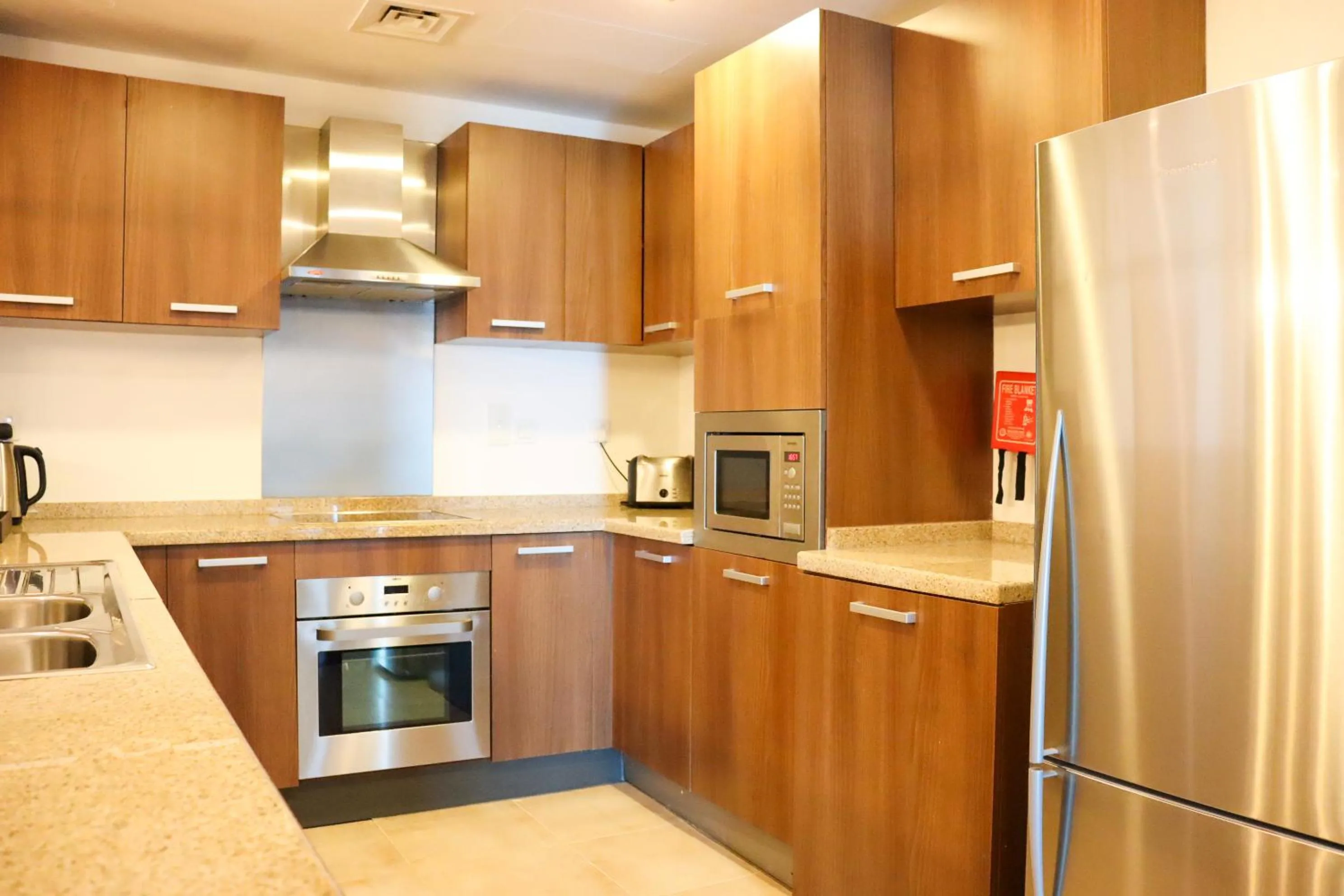 La Suite Dubai Hotel & Apartments