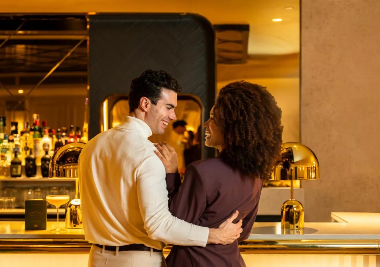 Restaurant/places to eat in The Morgan Hotel