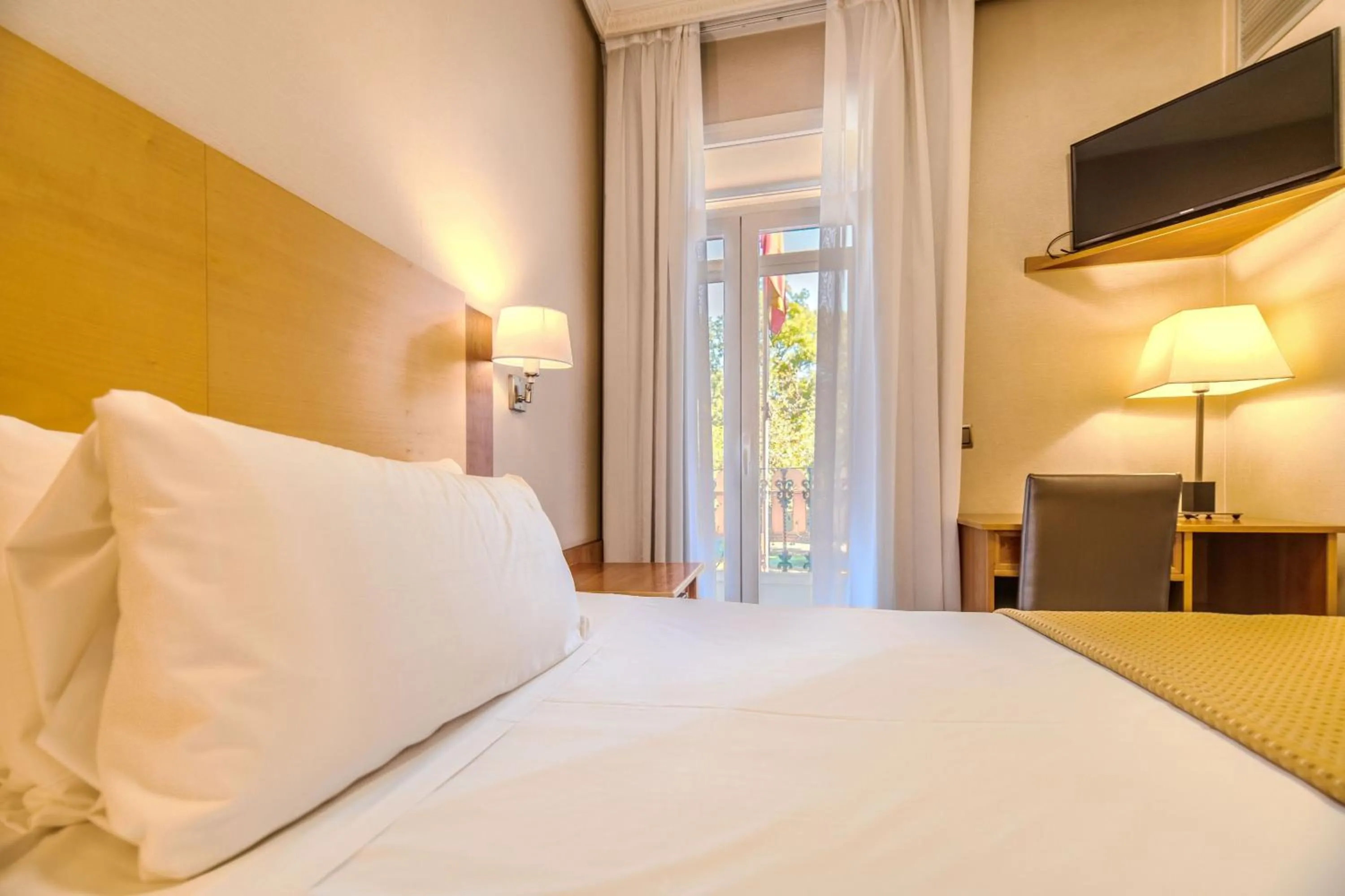 Bedroom, Bed in ITC Mora by Soho Boutique