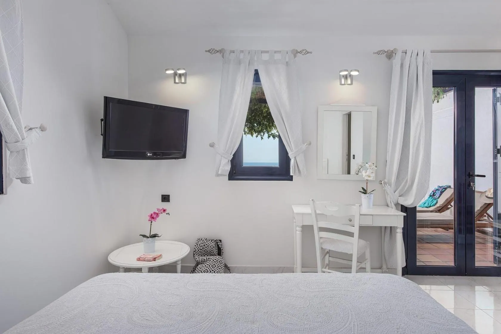 Bedroom, Bed in Adrina Beach Hotel