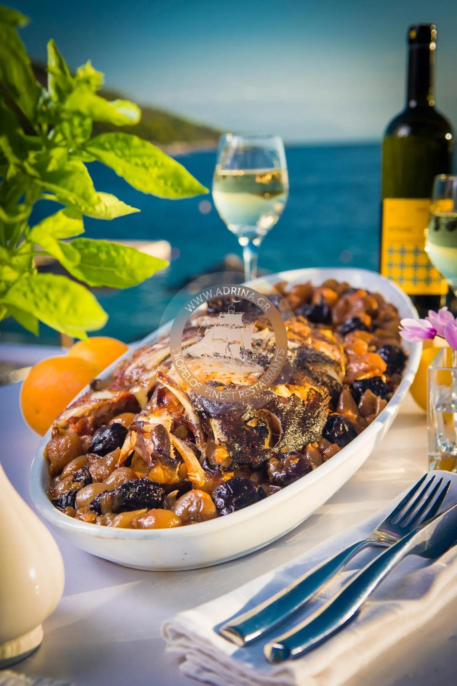 Restaurant/places to eat in Adrina Beach Hotel