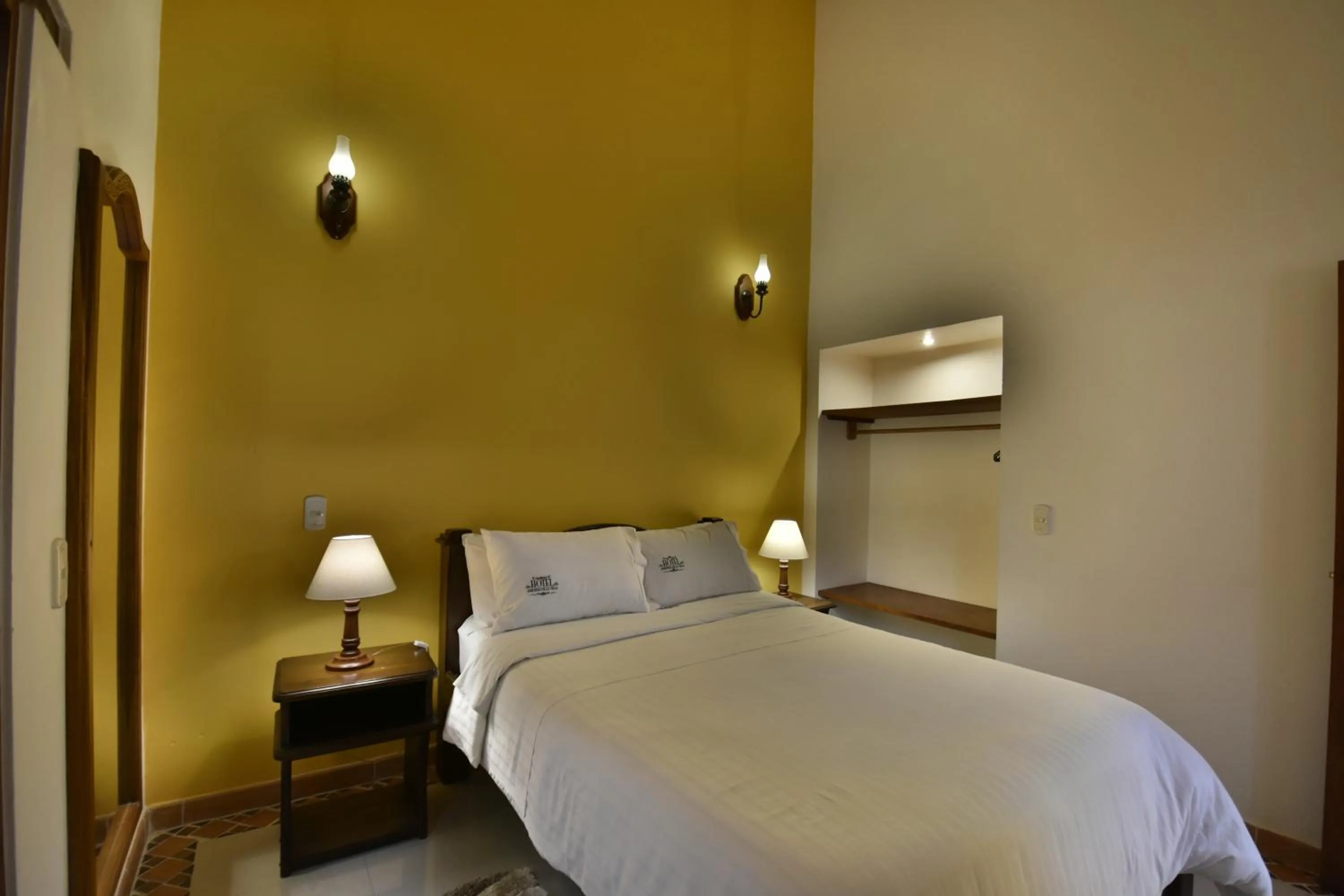 Bed in Hotel Jardines De La Villa