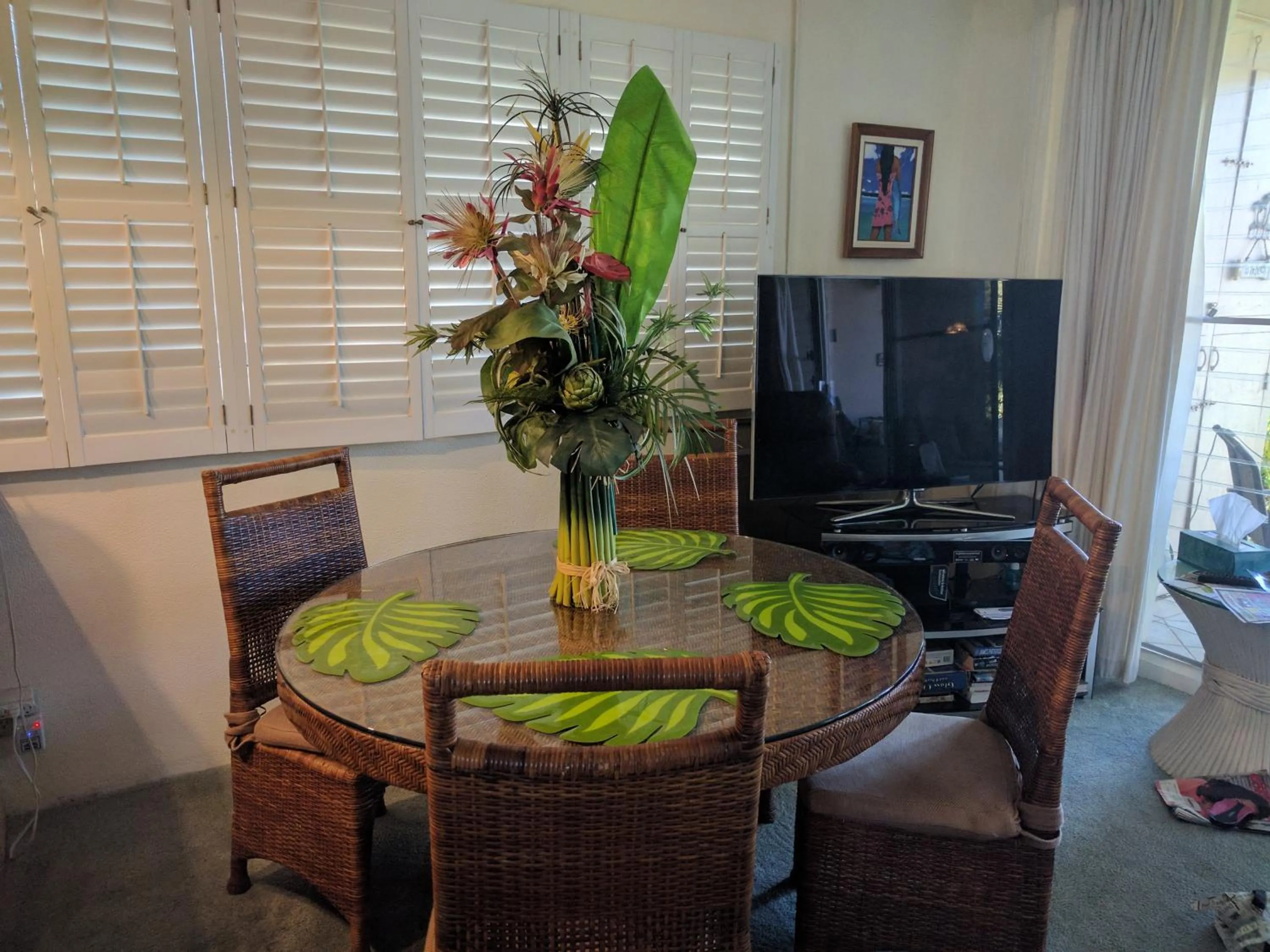 TV and multimedia in Kihei Kai Nani with a ocean view