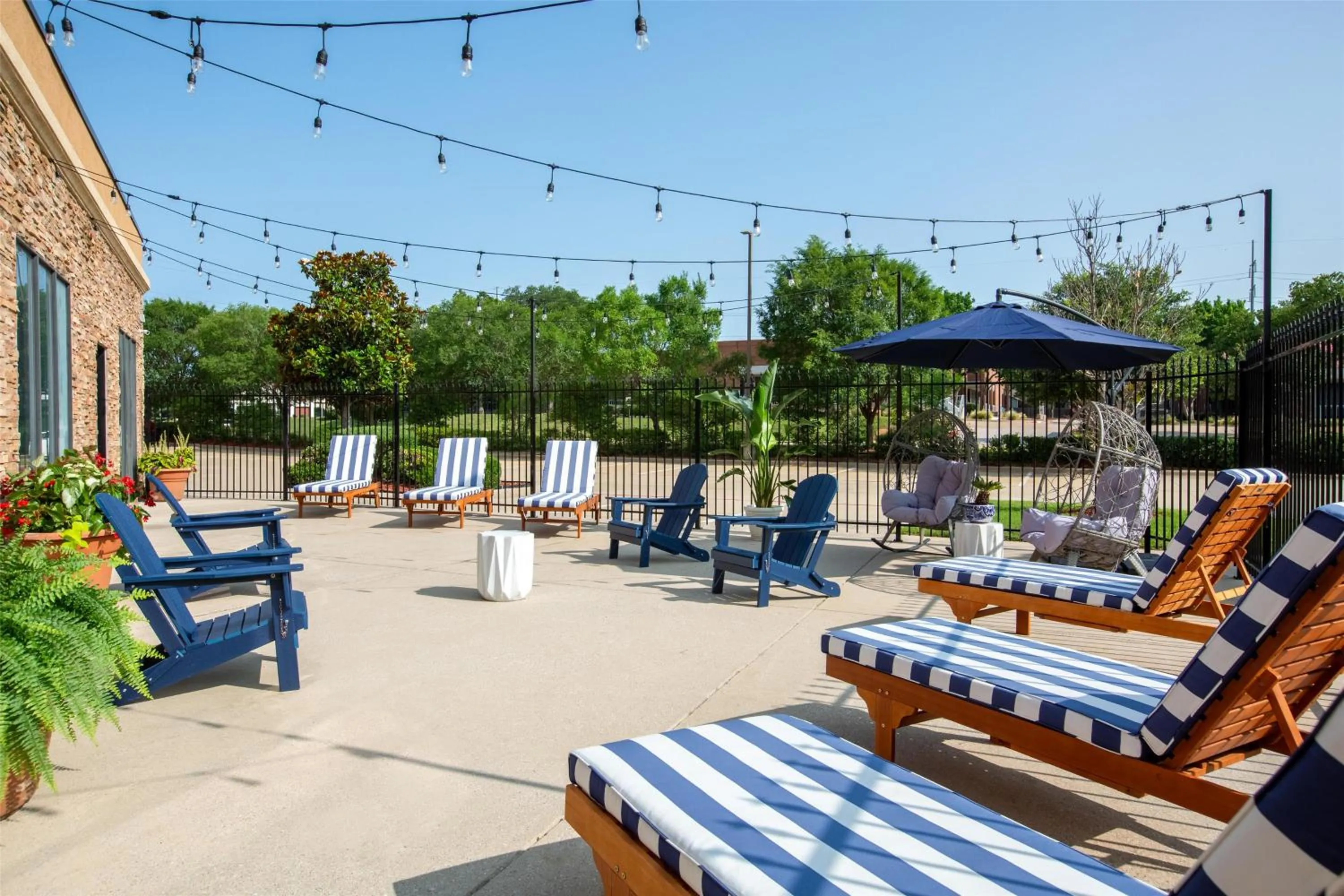 Patio in Hampton Inn & Suites Dallas-Arlington North-Entertainment District
