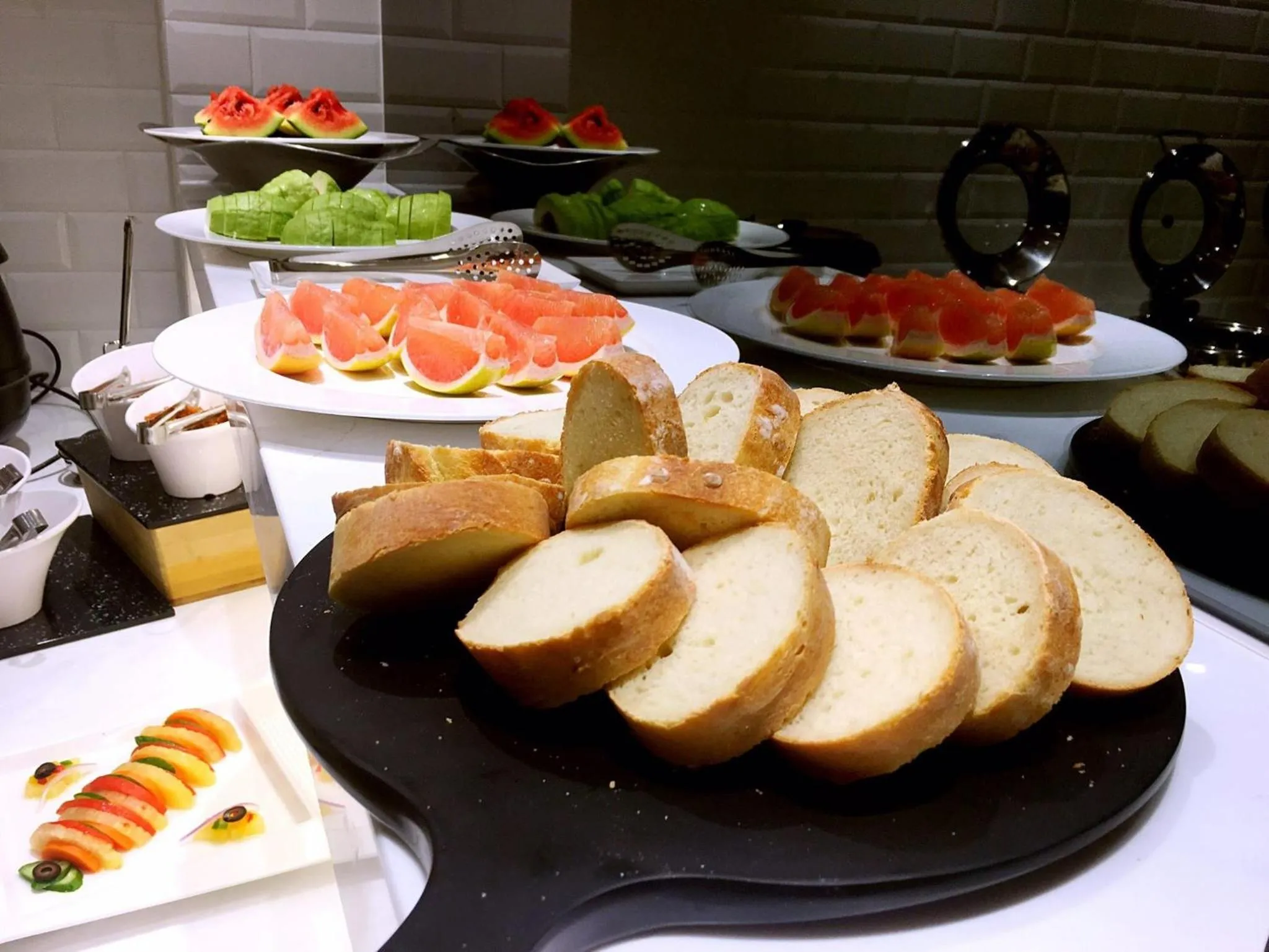 Buffet breakfast in Hub Hotel Zhongli
