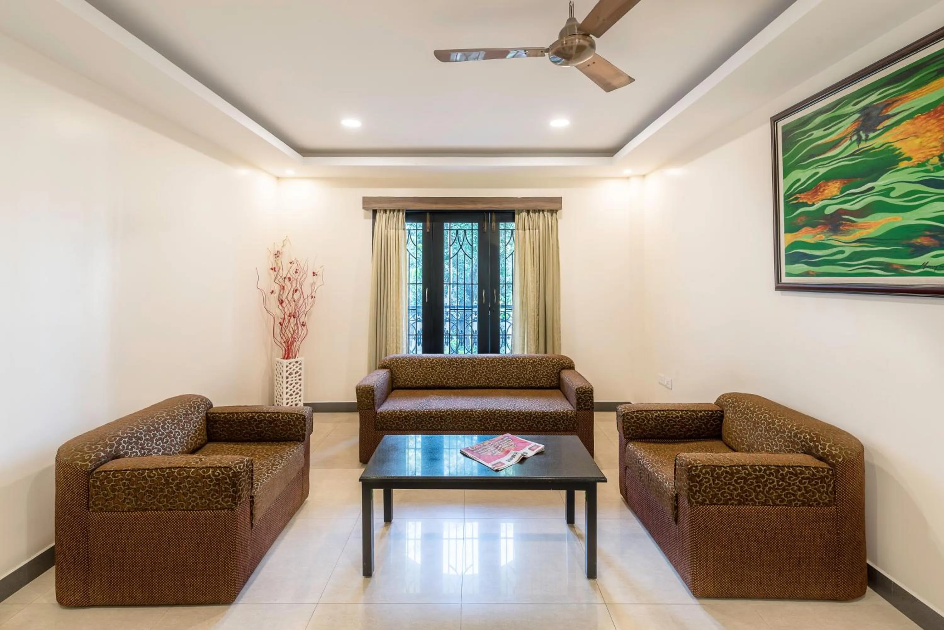 Seating area in Treebo Elan