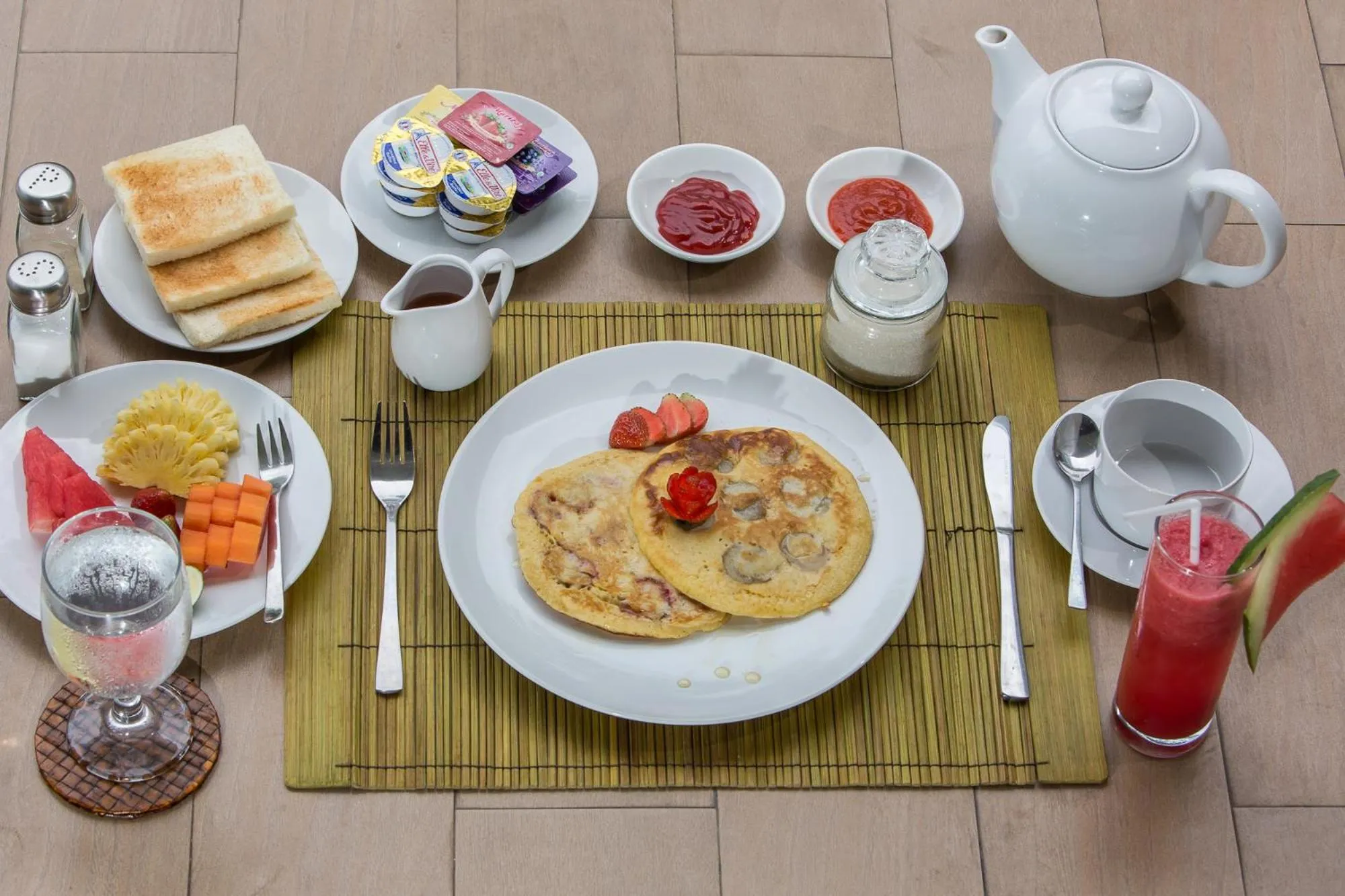 Breakfast in Villa Lidwina by Nagisa Bali