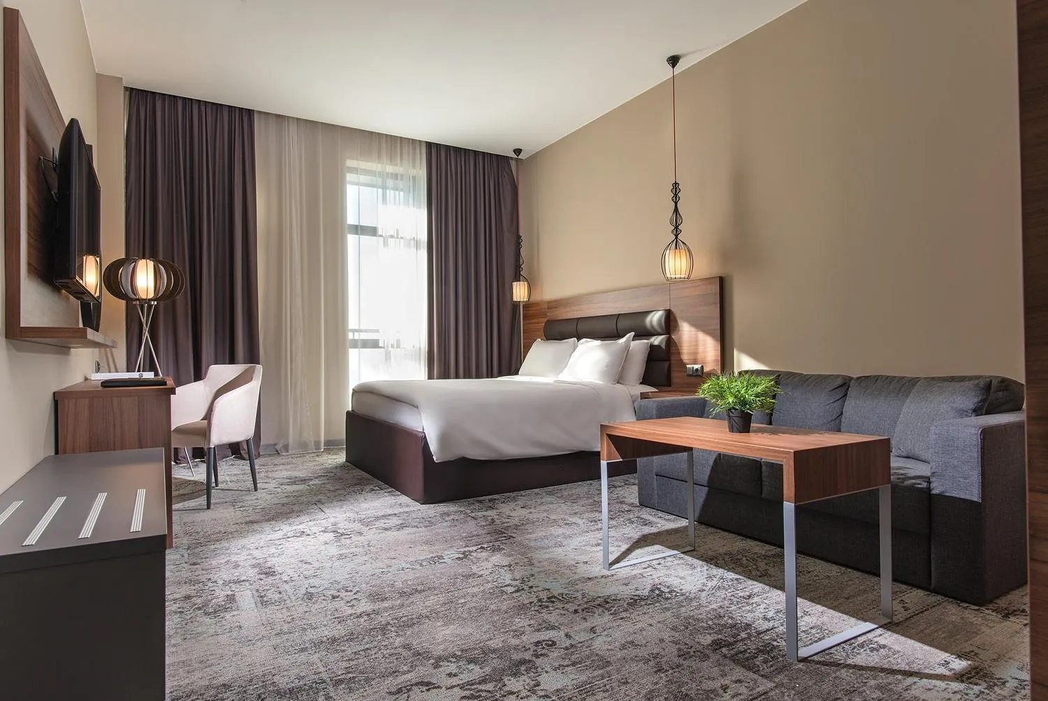 Living room, Bed in Premier Sofia Airport Hotel