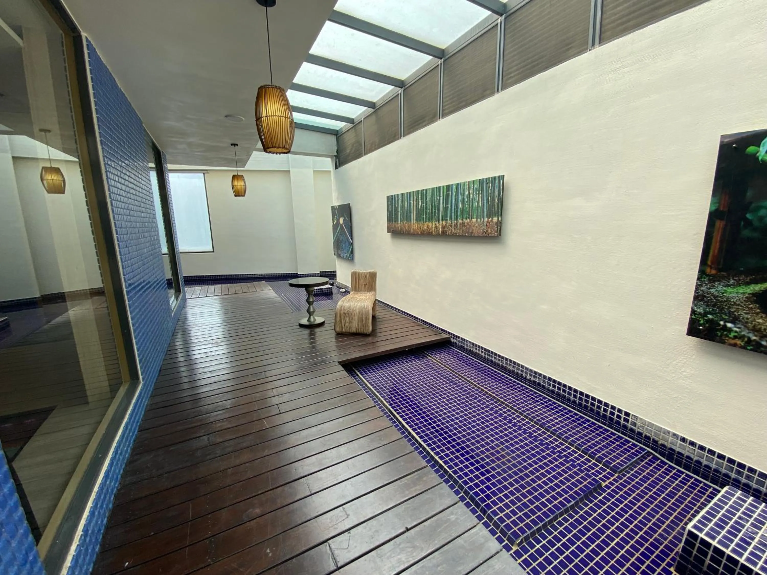 Seating area in Xiadu Motel