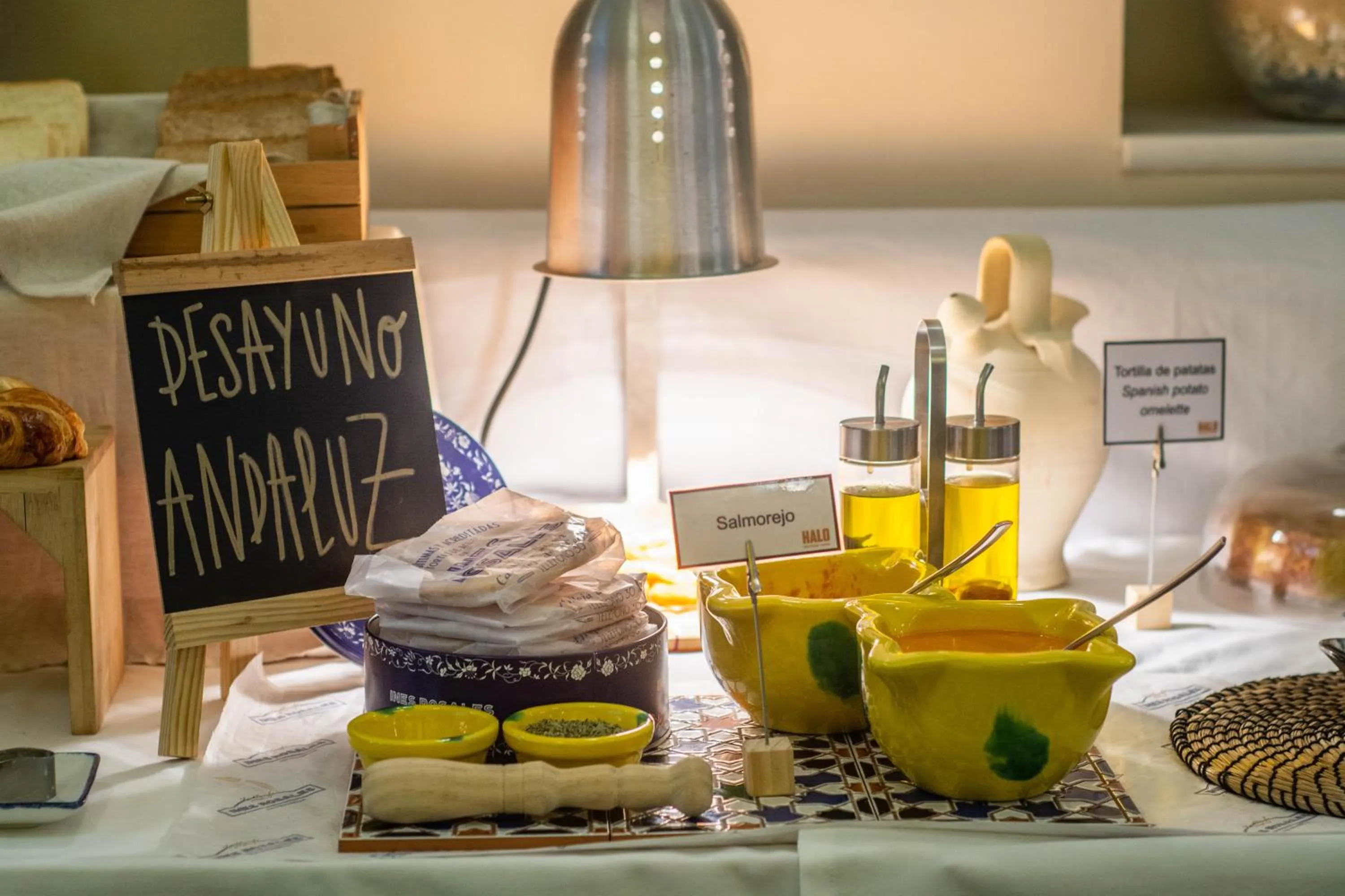 Breakfast in Hotel Boutique Casas de Santa Cruz