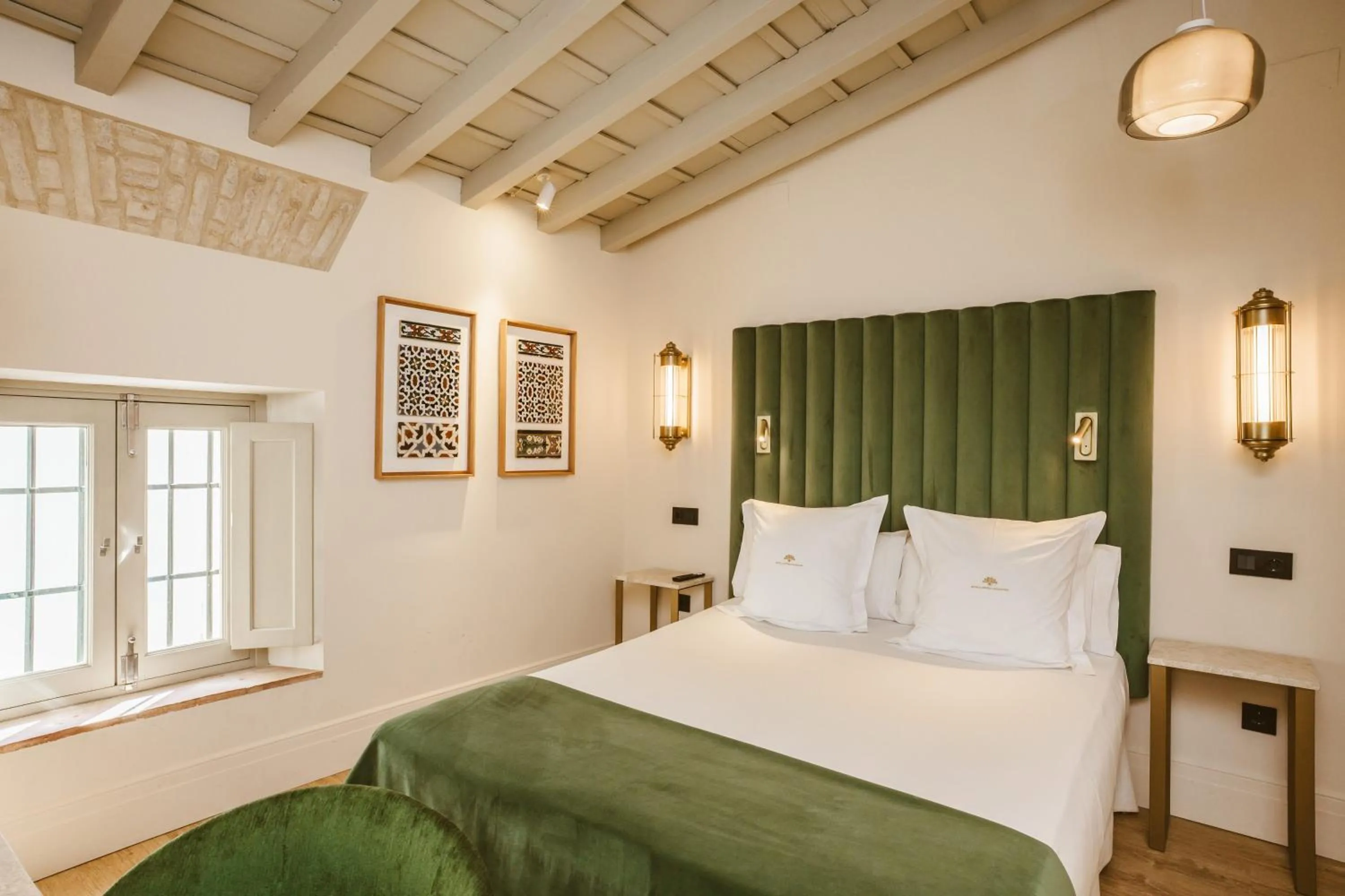 Decorative detail, Bed in Hotel Boutique Casas de Santa Cruz