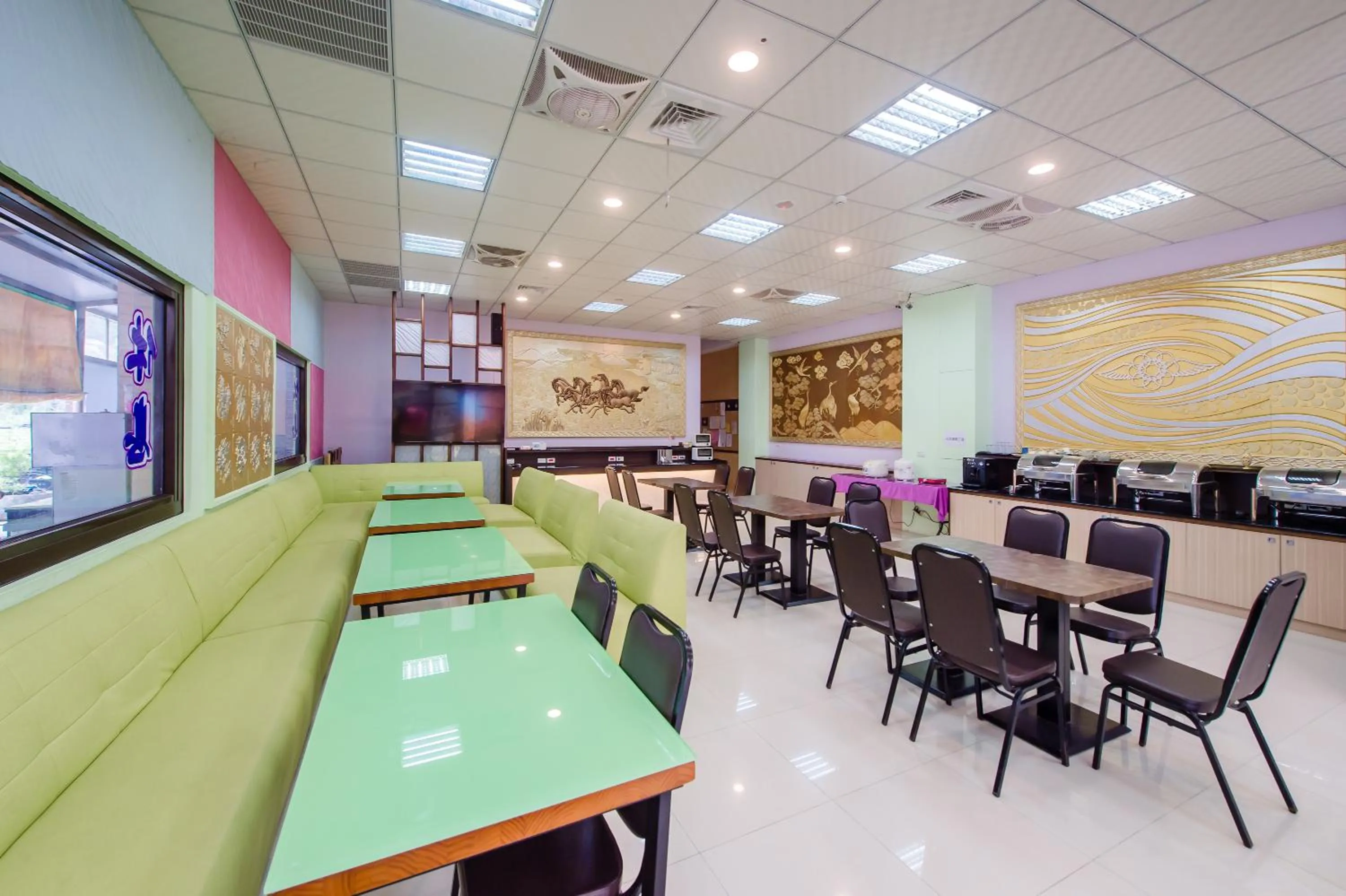 Restaurant/places to eat in Quan Ming B&B