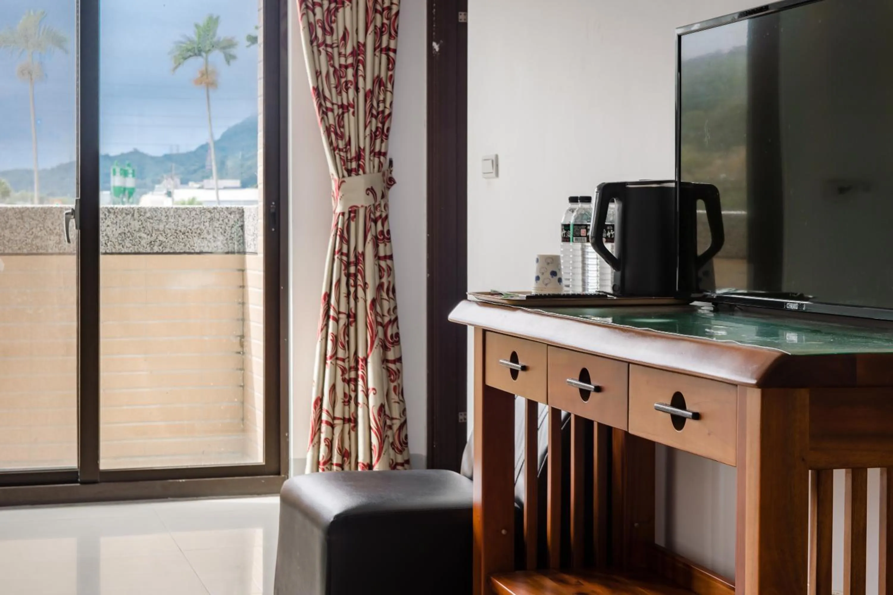 hair dresser in Quan Ming B&B